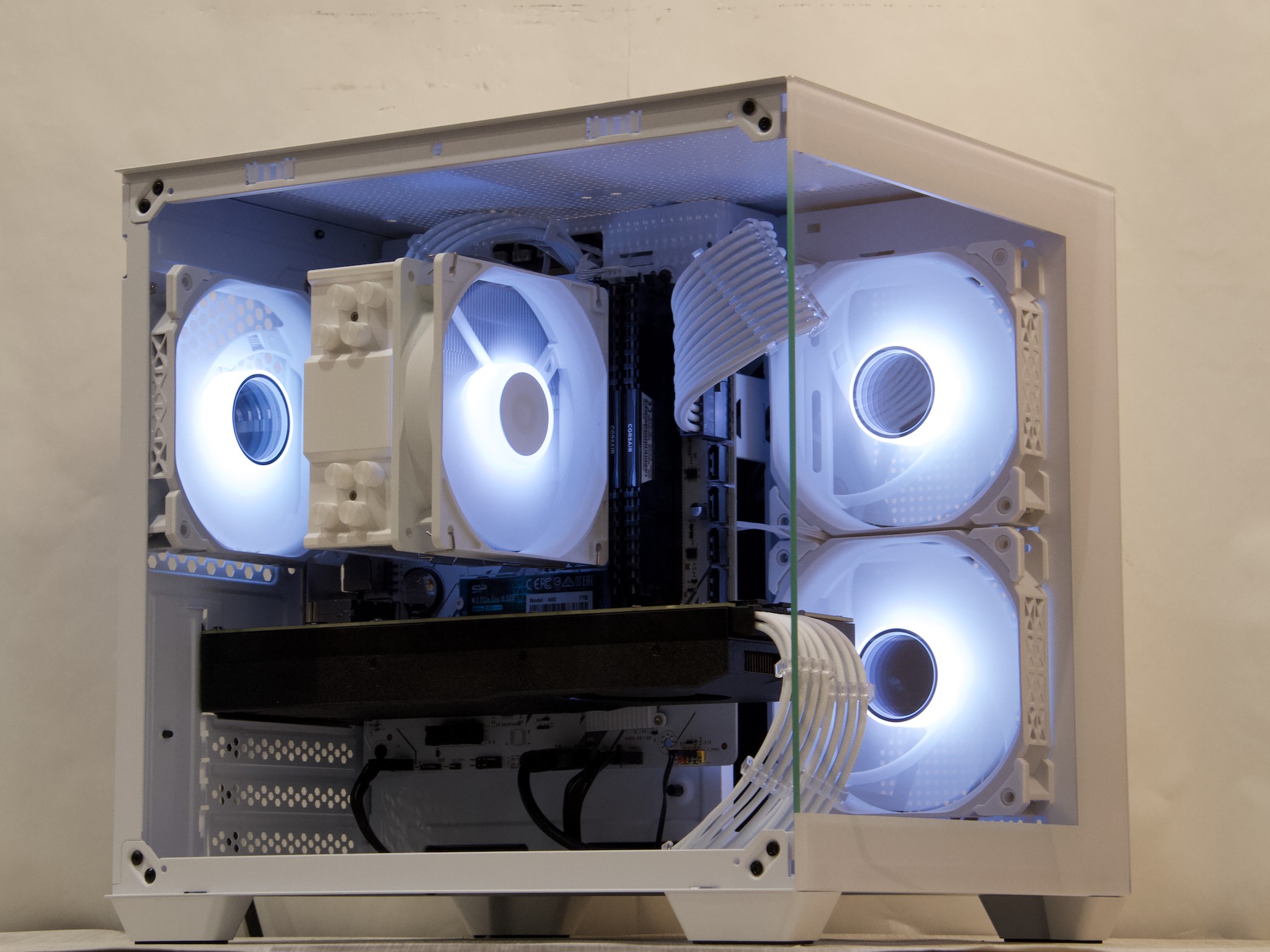 RTX 3070, Ryzen 5 5500, 16GB DDR4, 1TB NVMe SSD, WiFi - Gaming PC