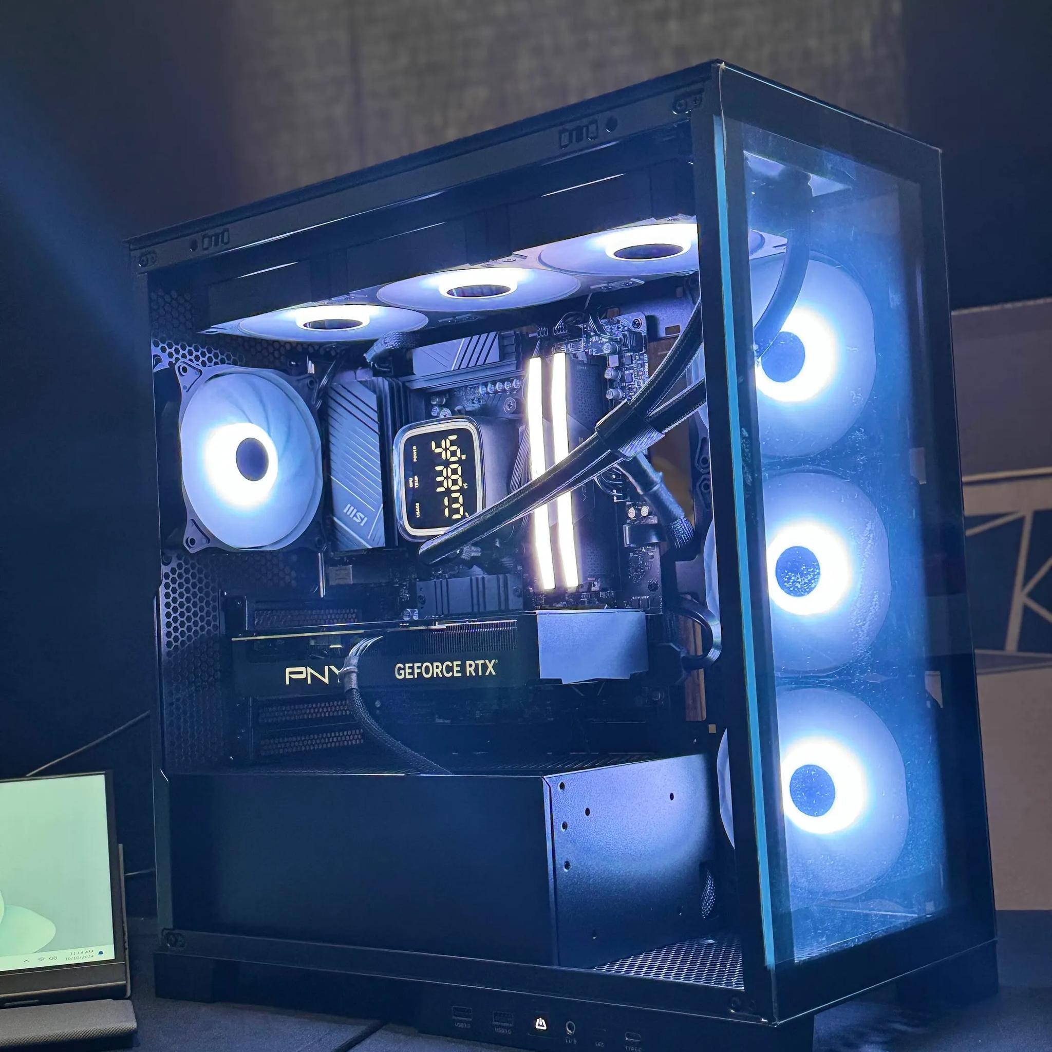 Midnight Phantom | RTX 4070 12 GB | 32 GB DDR5 | 1 TB SSD | Ryzen 5 7500F | High End Gaming PC