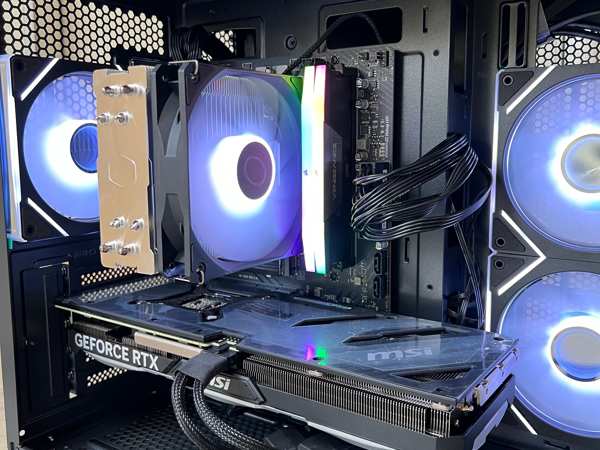 Gaming pc | Ryzen 7600 | RTX 4070 Super | Corsair 32GB DDR5 | 1TB Nvme | 700W PSU | Windows 11 Pro