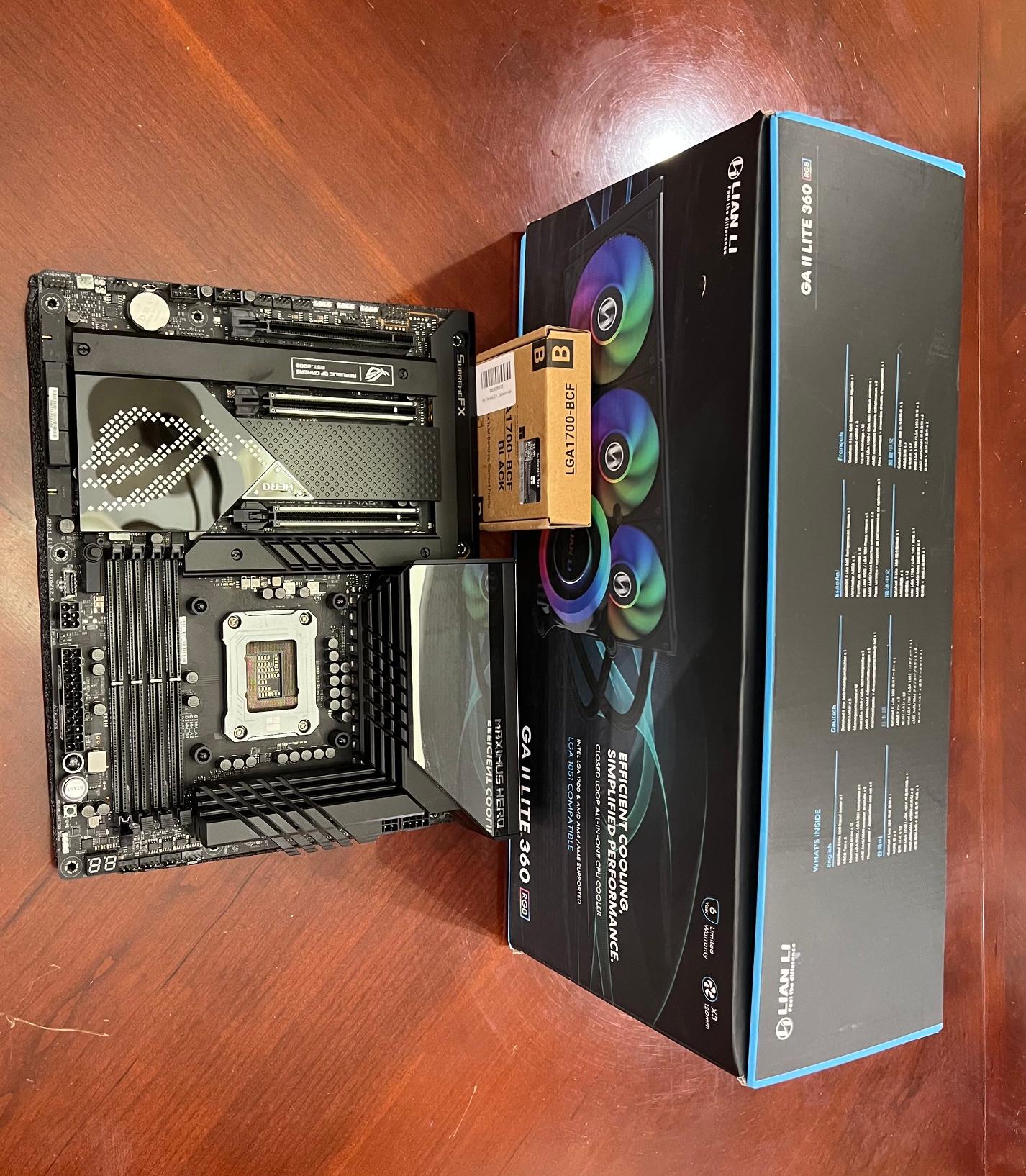 ROG MAXIMUS Z790 HERO BUNDLE WITH 360 AIO.