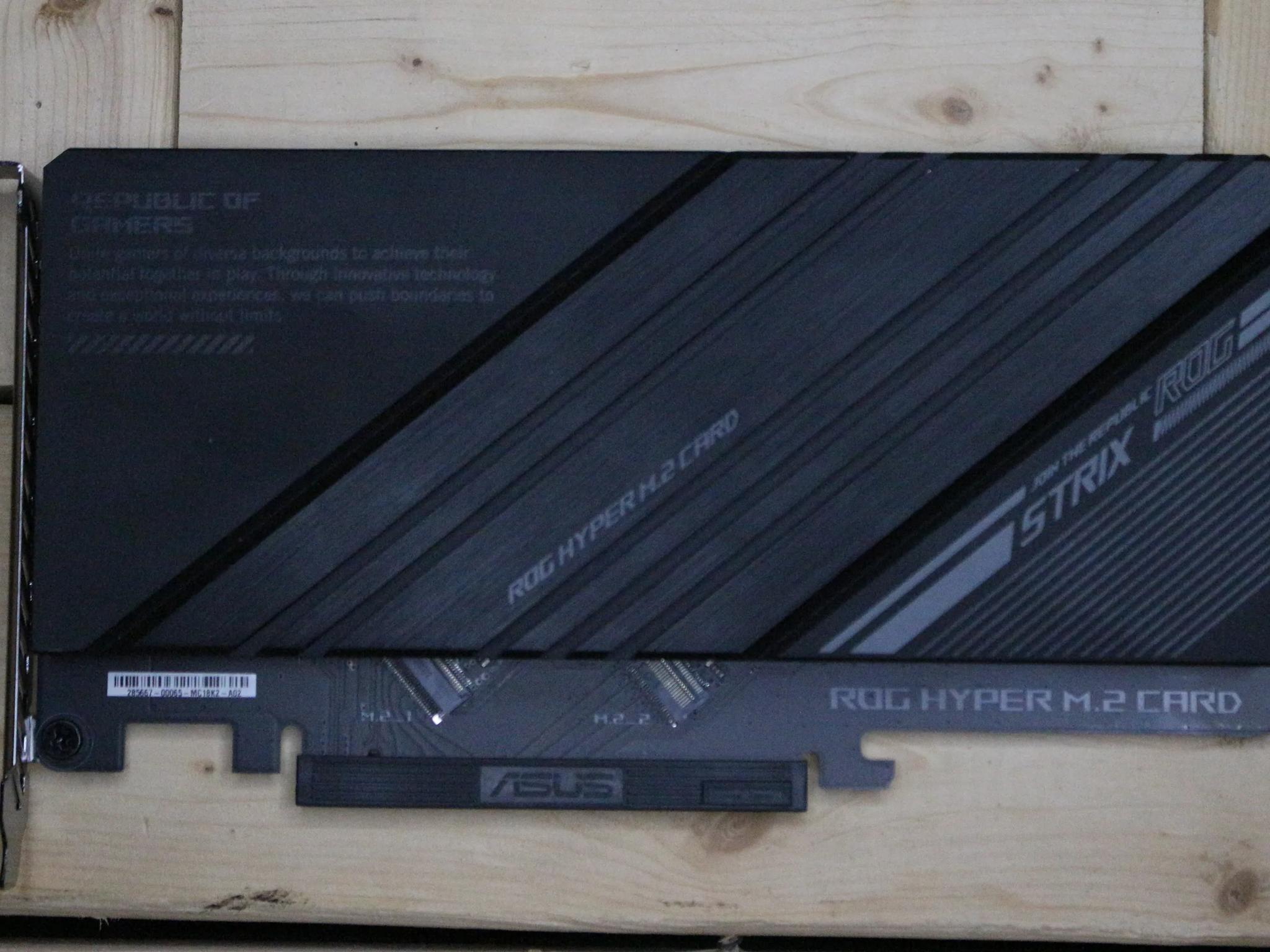 ROG HYPER M.2 Card