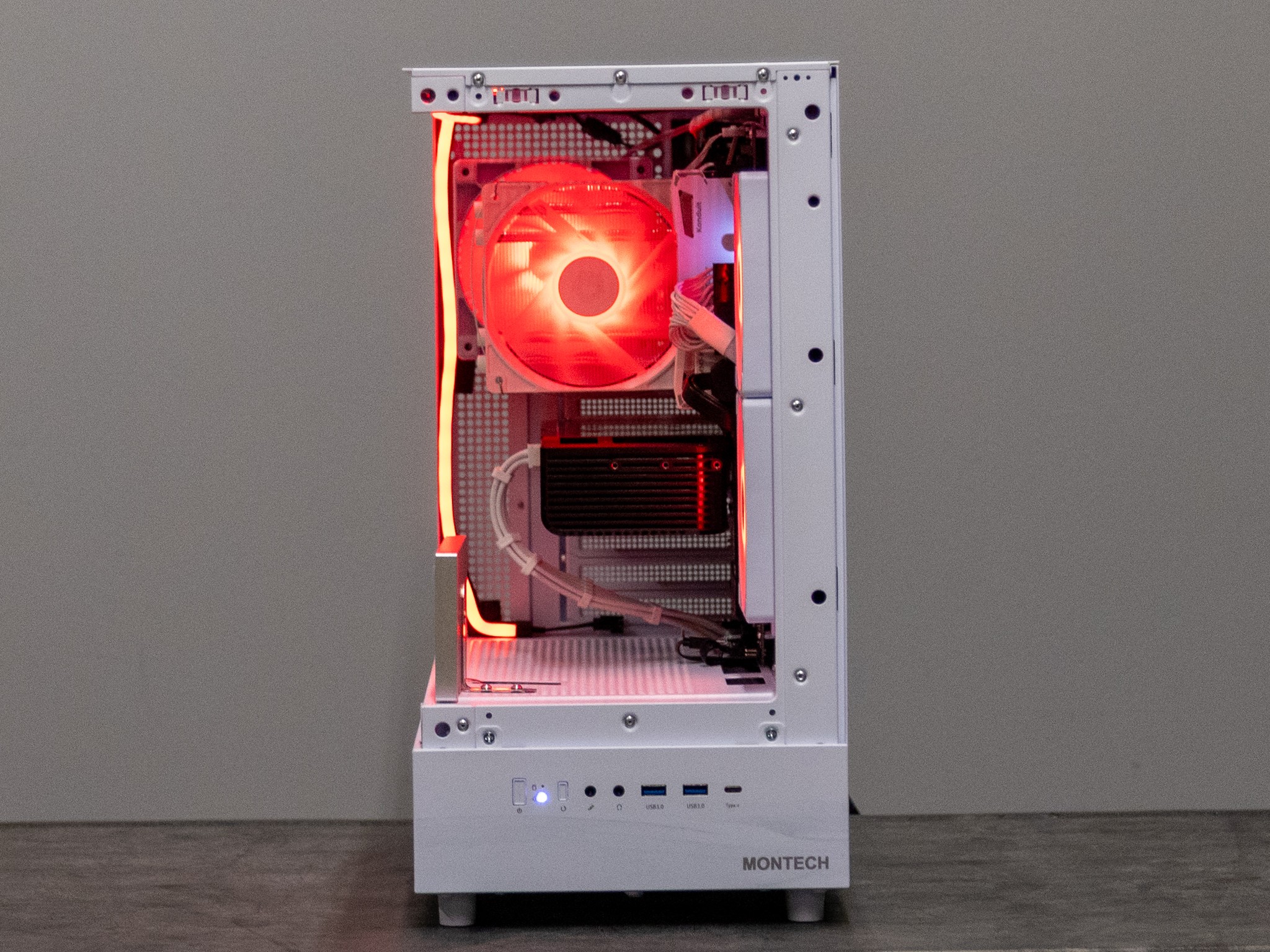 Ryzen 7 5700X Frostbyte ❄️ | RTX 5060 | 5 In Screen | Win 11 PRO | 2TB SSD | 32GB RAM | Gaming PC