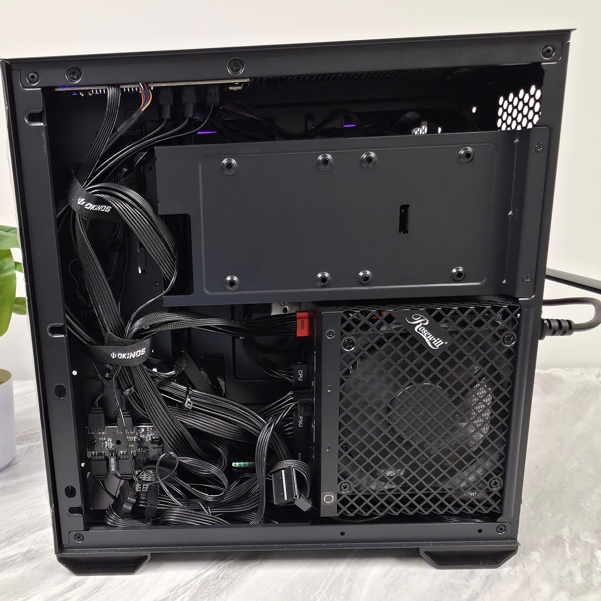 RTX 5070 Founders Edition Streaming Gaming PC Computer (Ryzen 7 7700x, 32GB DDR5 6000 MHz Wi-F-)