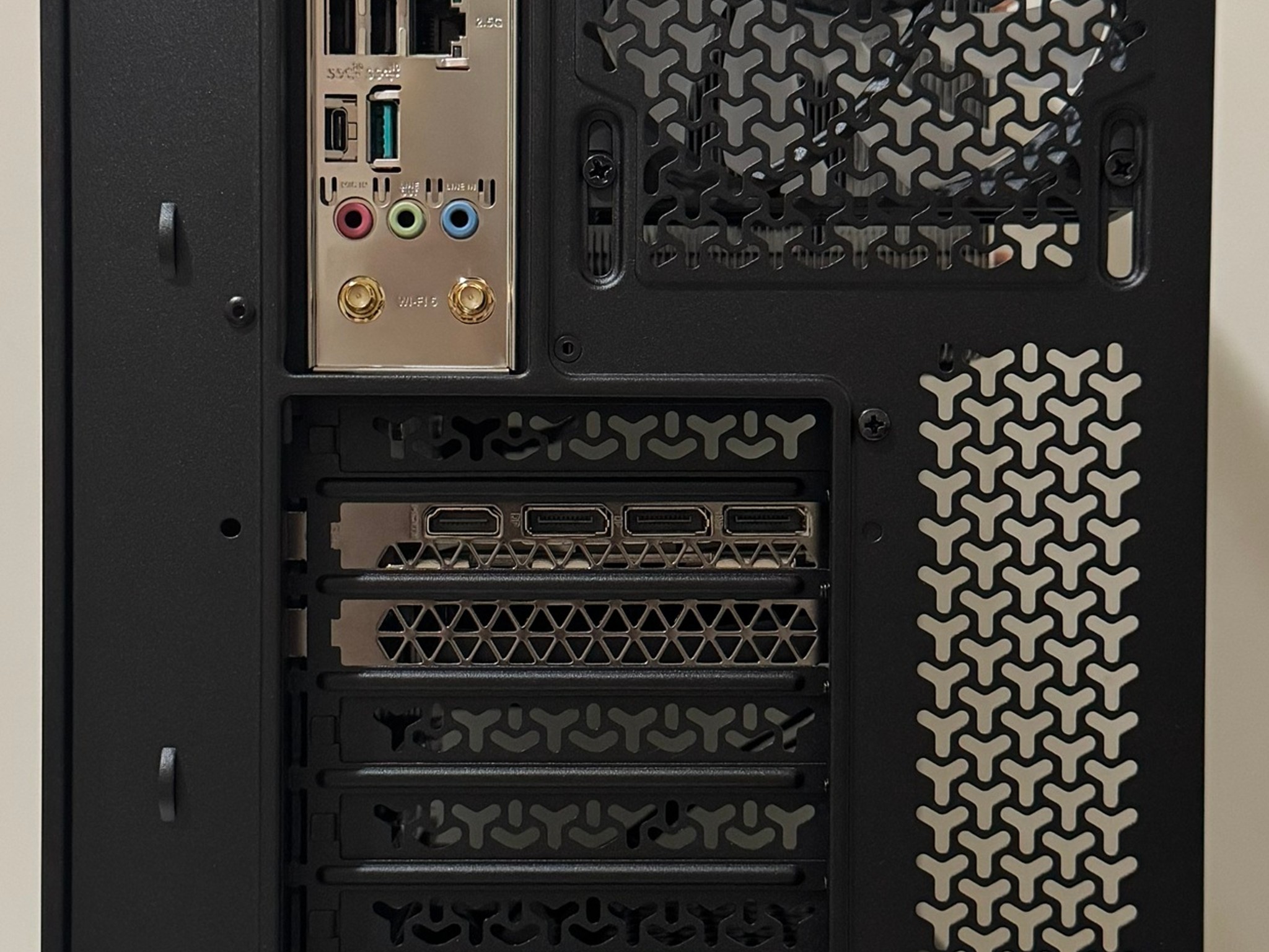 Intel Core i5 14400F 32GB DDR5 GeForce RTX 3060 12GB ASUS Z790 1TB SSD CORSAIR 3500X Case Gaming PC