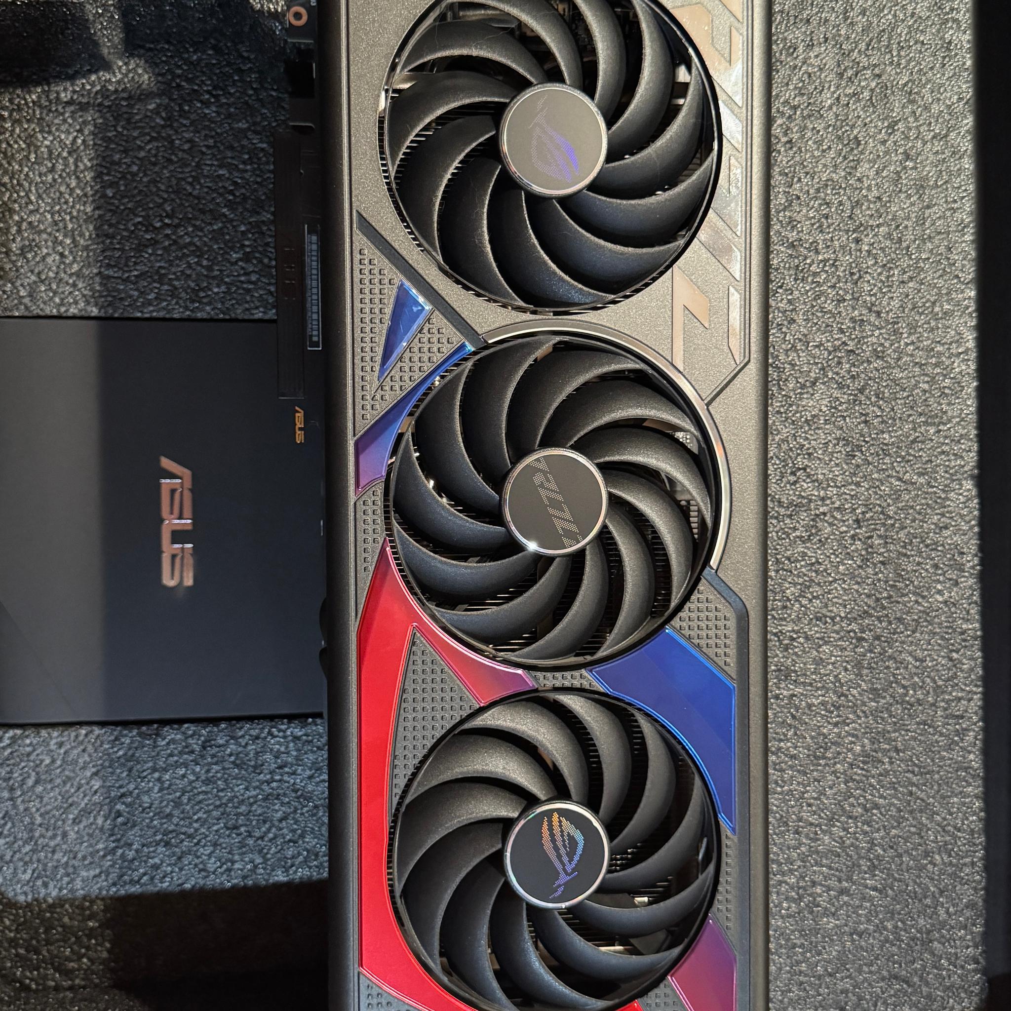 Asus ROG STRIX GAMING OC GeForce RTX 4070