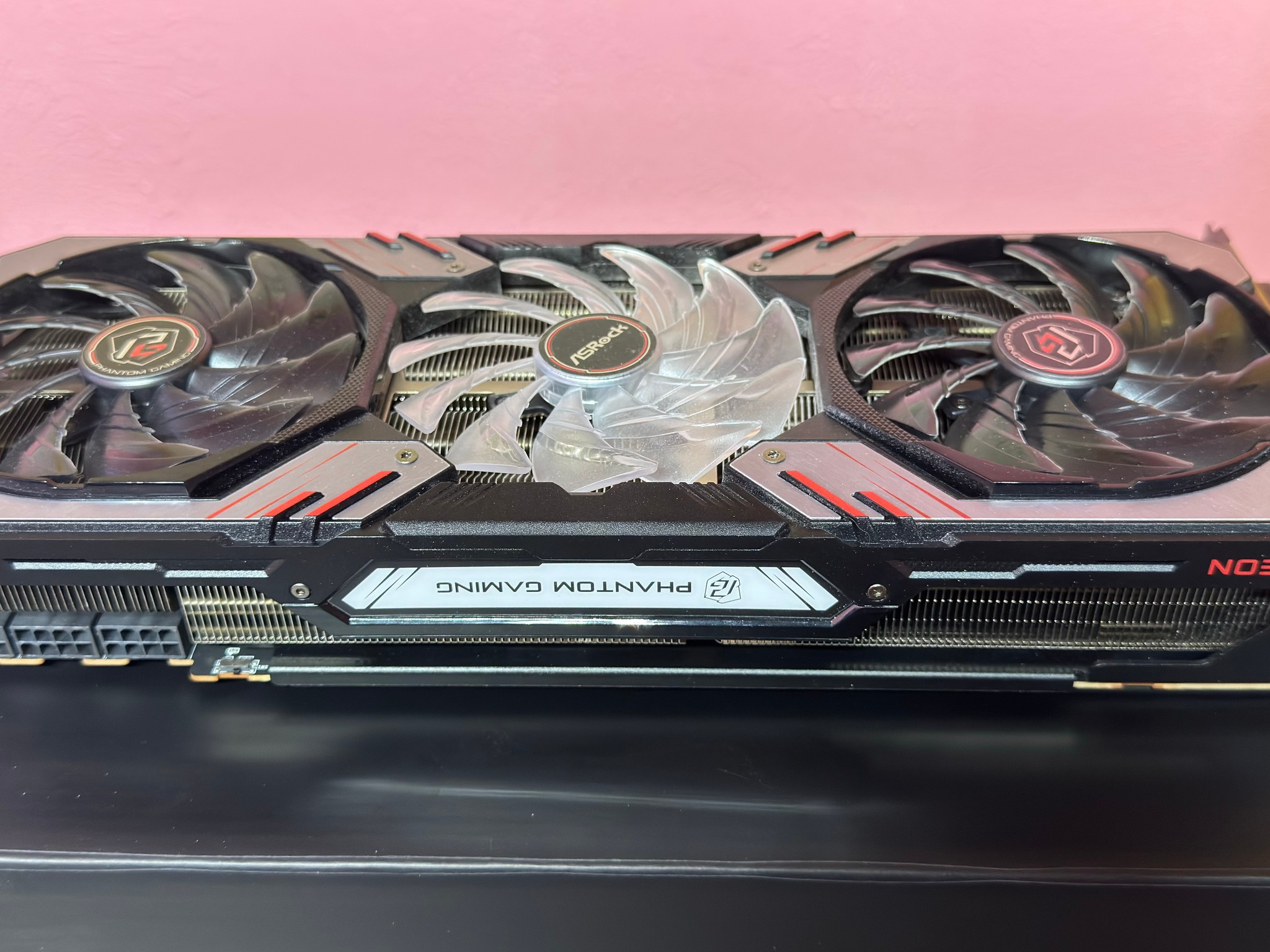AMD Radeon™ RX 6800 XT Phantom Gaming D 16G OC