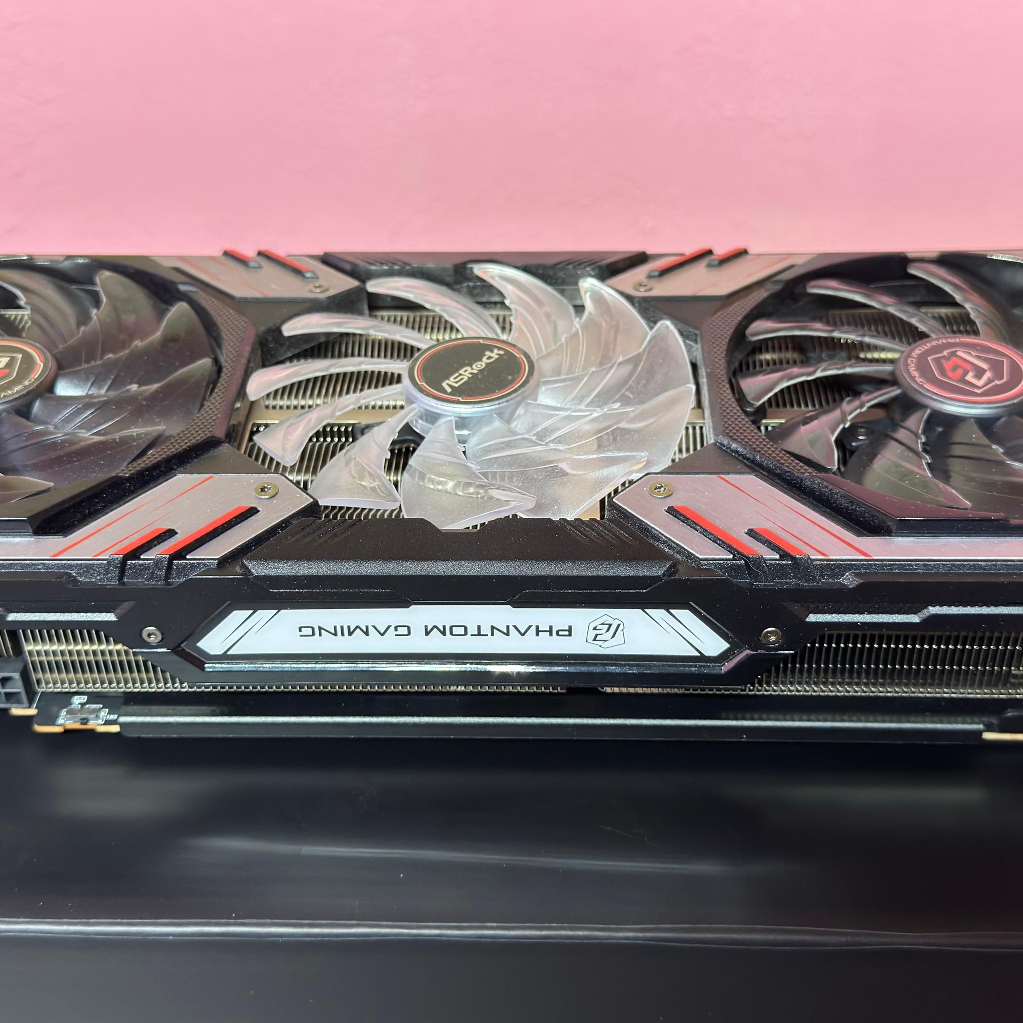 AMD Radeon™ RX 6800 XT Phantom Gaming D 16G OC