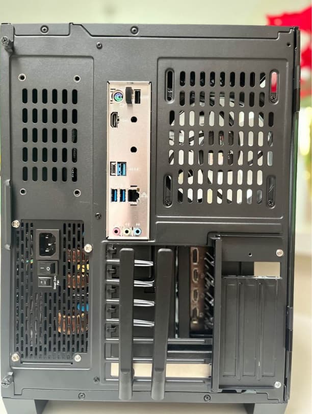 🤑 ON SALE!💰🔥Red Aura🔥 Black Fishtank PC Build 🐟 - 4060 - i9 Intel 🚀 1080p/1440p