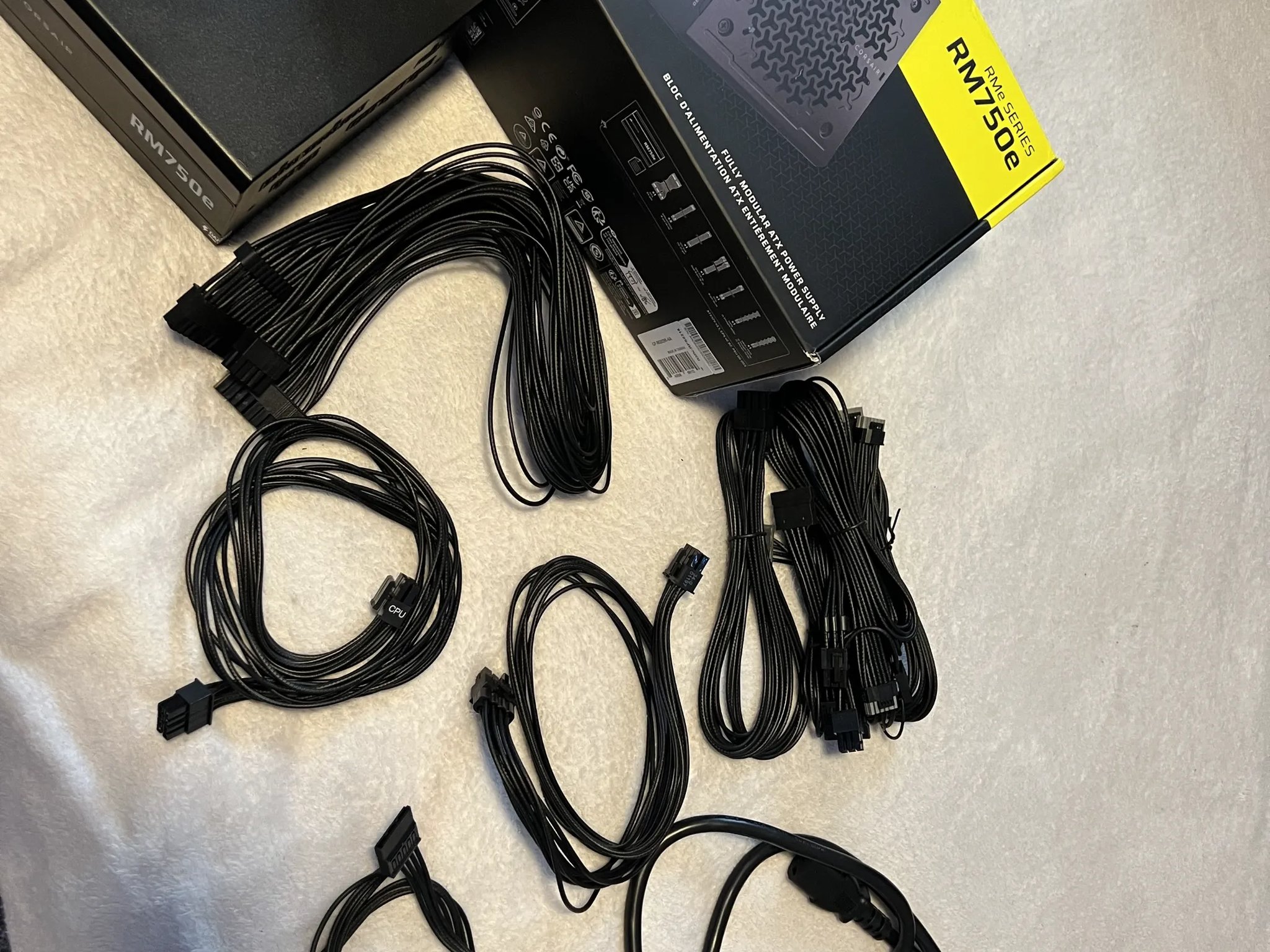 Corsair RM750e (2025) Fully Modular Low-Noise ATX Power Supply