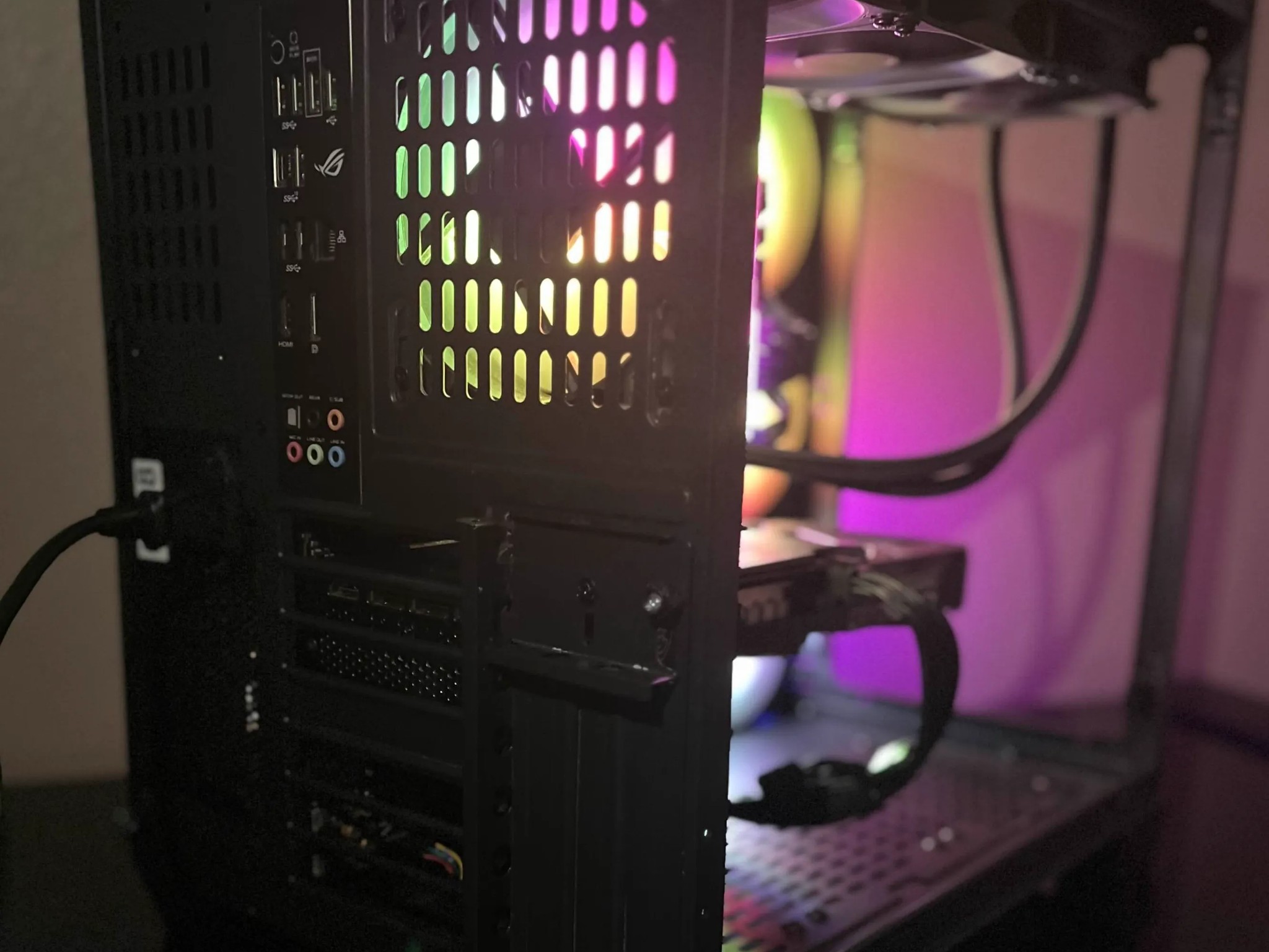 MID END WATER COOLED PC| RYZEN 5 3600XT|RTX 3060TI|1TB M.2|16GB RAM|