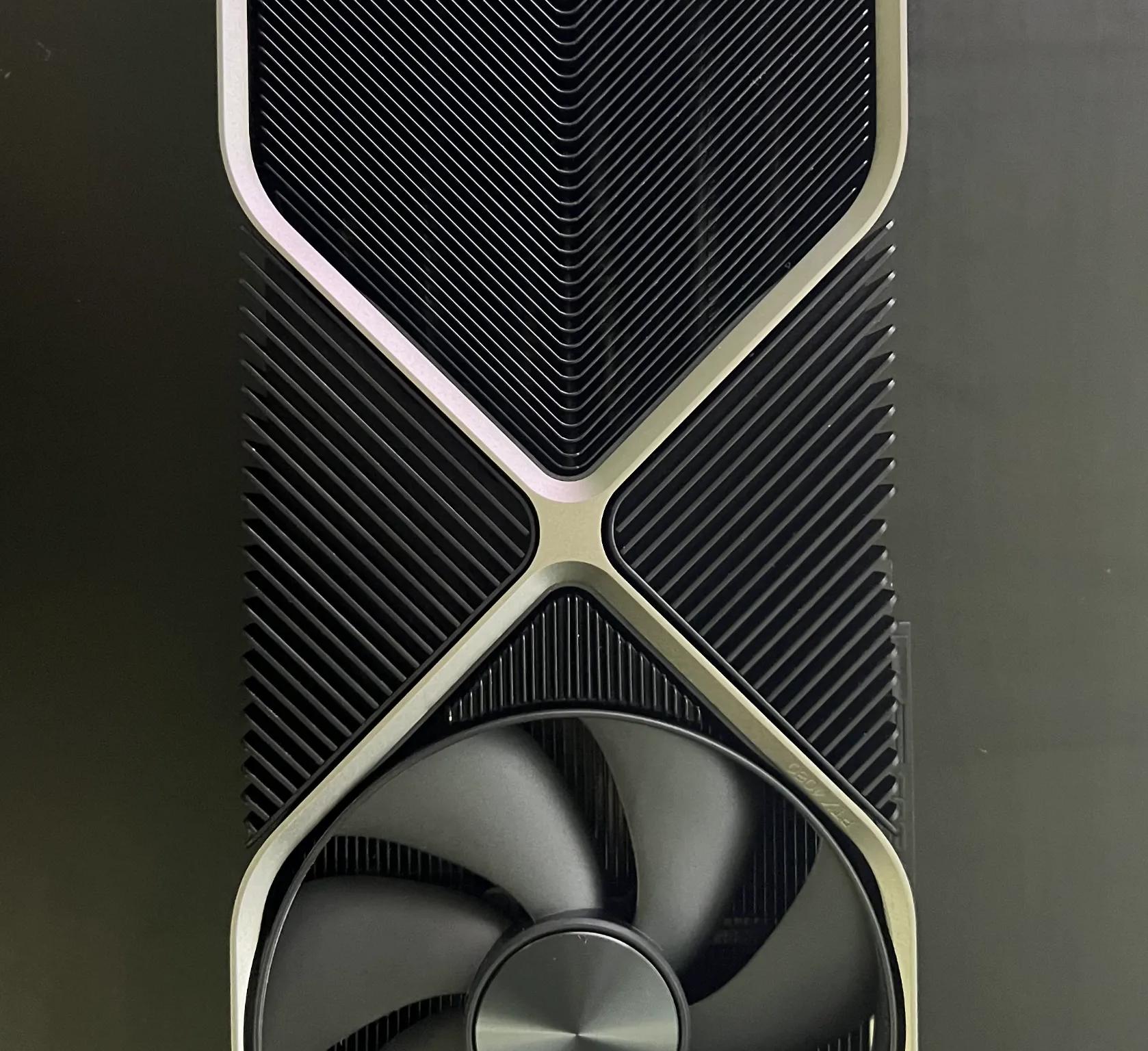 NVIDIA GeForce RTX 4080 Founders Edition Dual Fan 16GB GDDR6X PCIe 4.0 Graphics