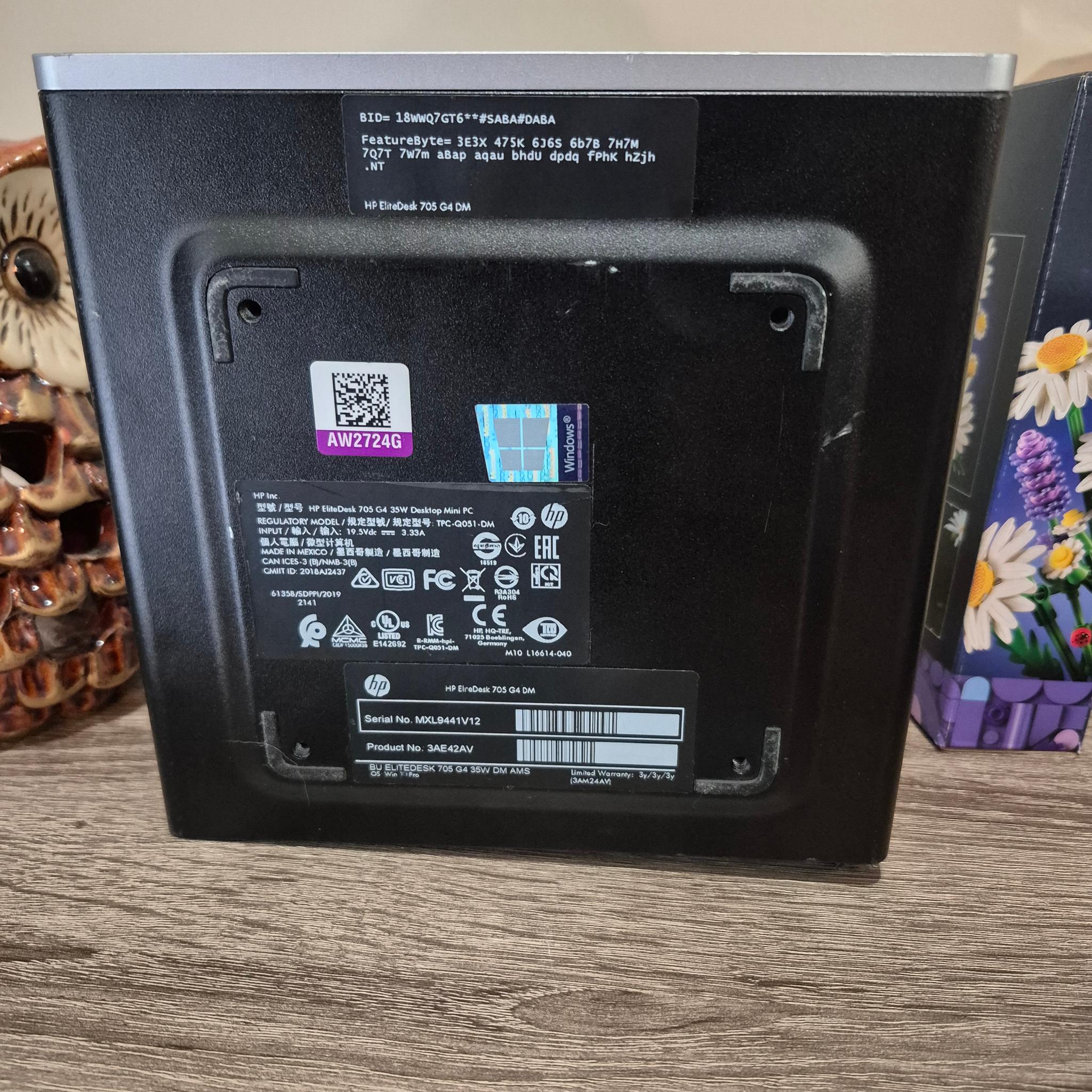 Ryzen Mini PC! | Ryzen 5 2400G, 16GB RAM, 256GB SSD, Win11