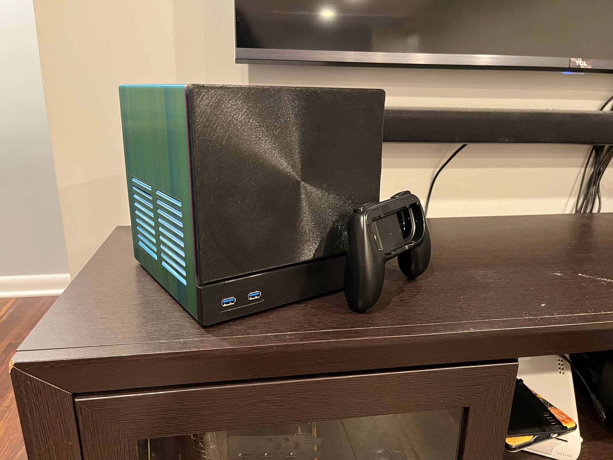 SteamBox Alpha! - 9060XT 16G Ryzen X3D - 32GB RAM - Color Case! - Get the experience!