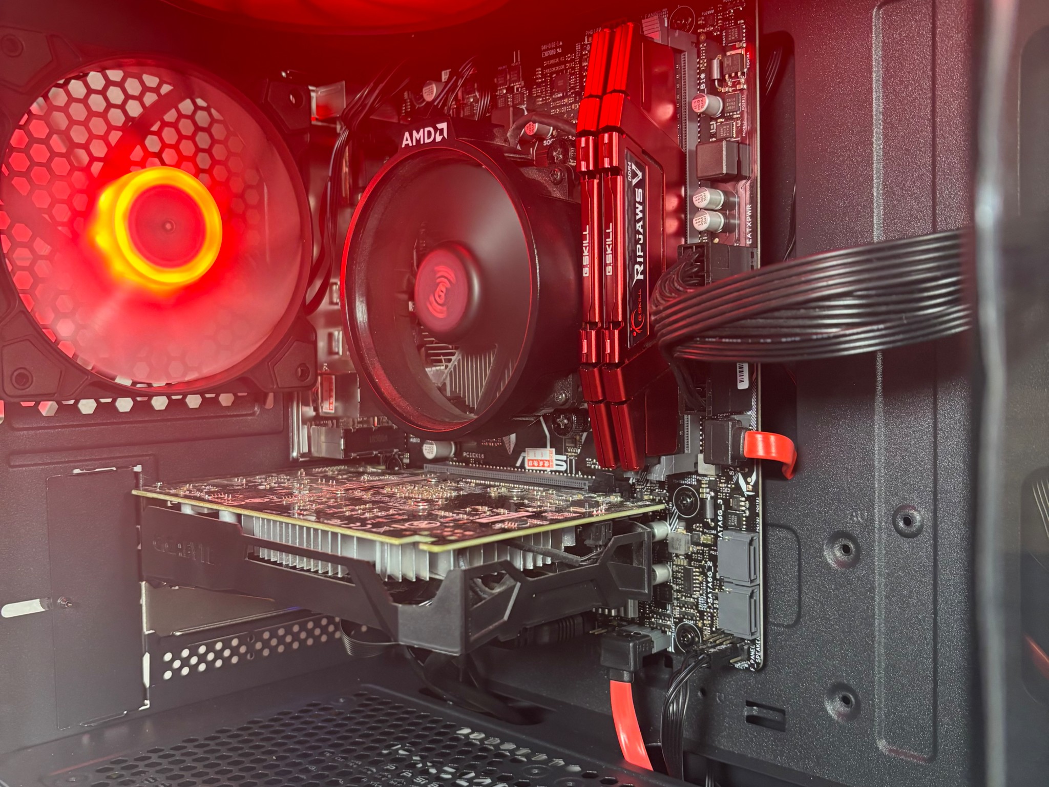 🔴⚫️ | Ryzen 5 1600 + GTX 1050Ti | 16GB | WiFi & BT INCLUDED