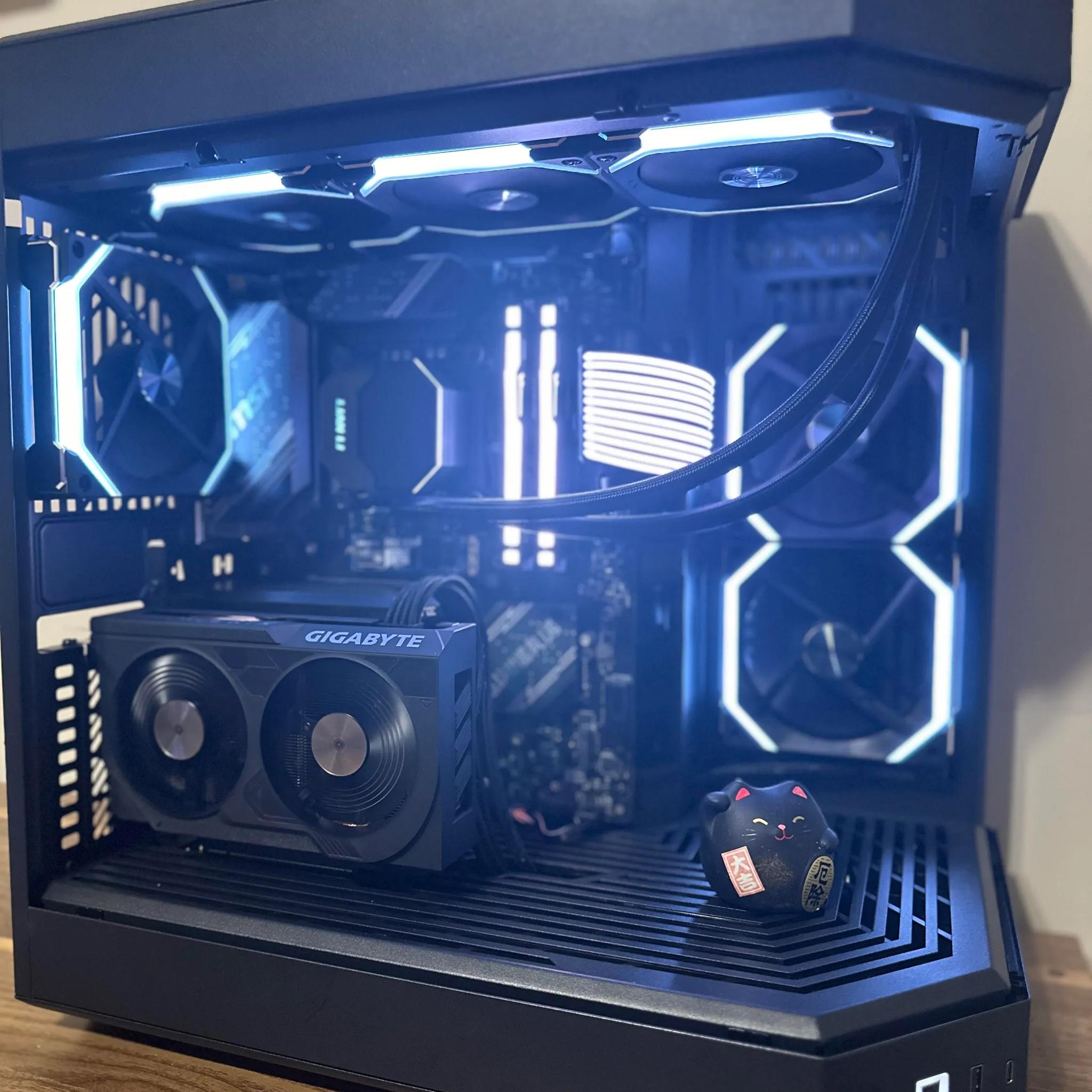 ❄️HOLIDAY SALE❄️ Gaming PC - "Waddle Warrior" || RTX 4060 || Intel 12500 || RGB