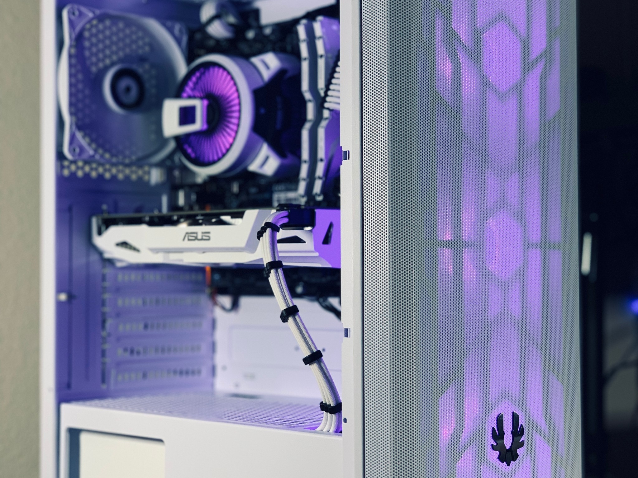 Entry Level White Gaming PC (i3 8300 + GTX 1060 6gb)w/ wifi