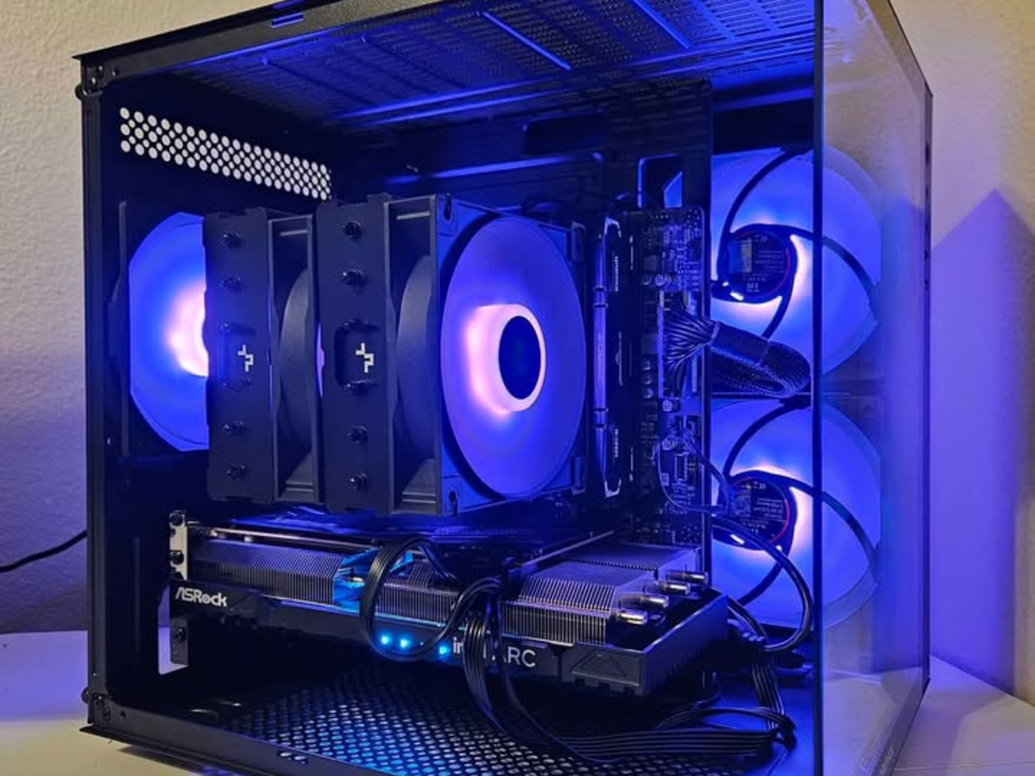 Gaming pc | Ryzen 5 | Intel arc a770 16gb | 32gb ram | wifi | WIN 11