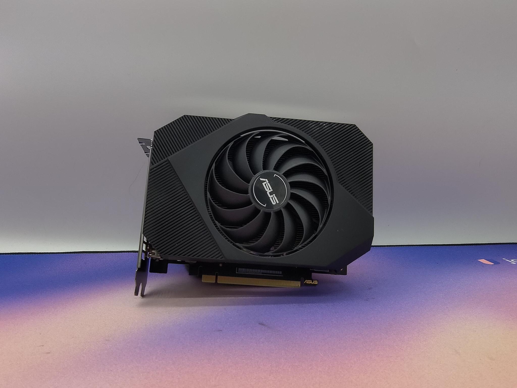 Asus Phoenix RTX 3050