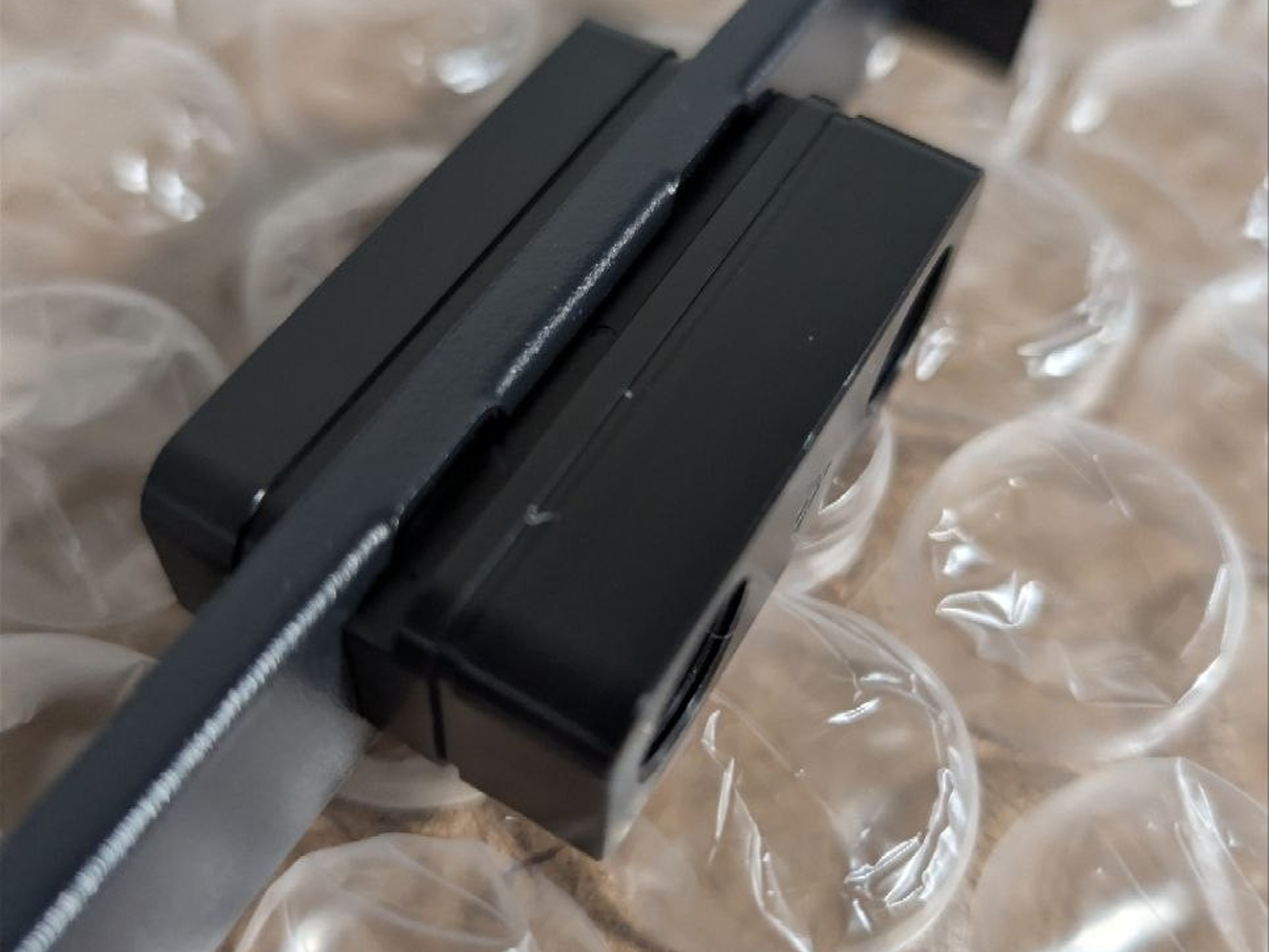 Barrow PCI Slot Pass-Through with Two G1/4 Connections - All Black (GJTPC-01)