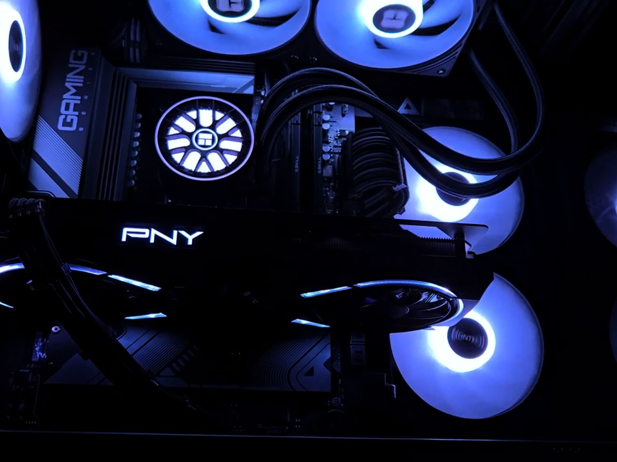 Gaming PC - Ryzen 7 7700X - RTX 5060 Ti 16GB - 32GB DDR5 6000MTs - 1TB NVMe (7000MB/s) - Windows 11