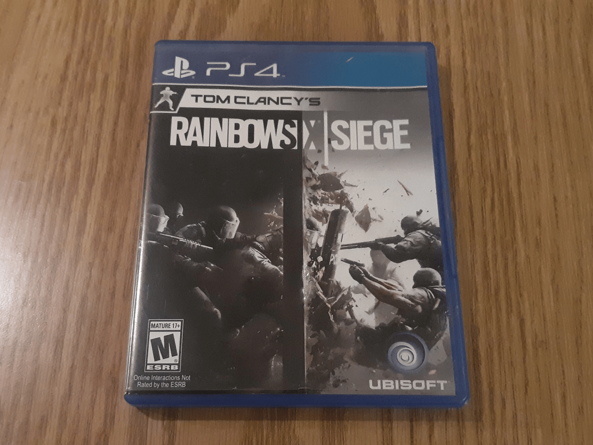 PS4 || Tom Clancy's Rainbow Six: Siege