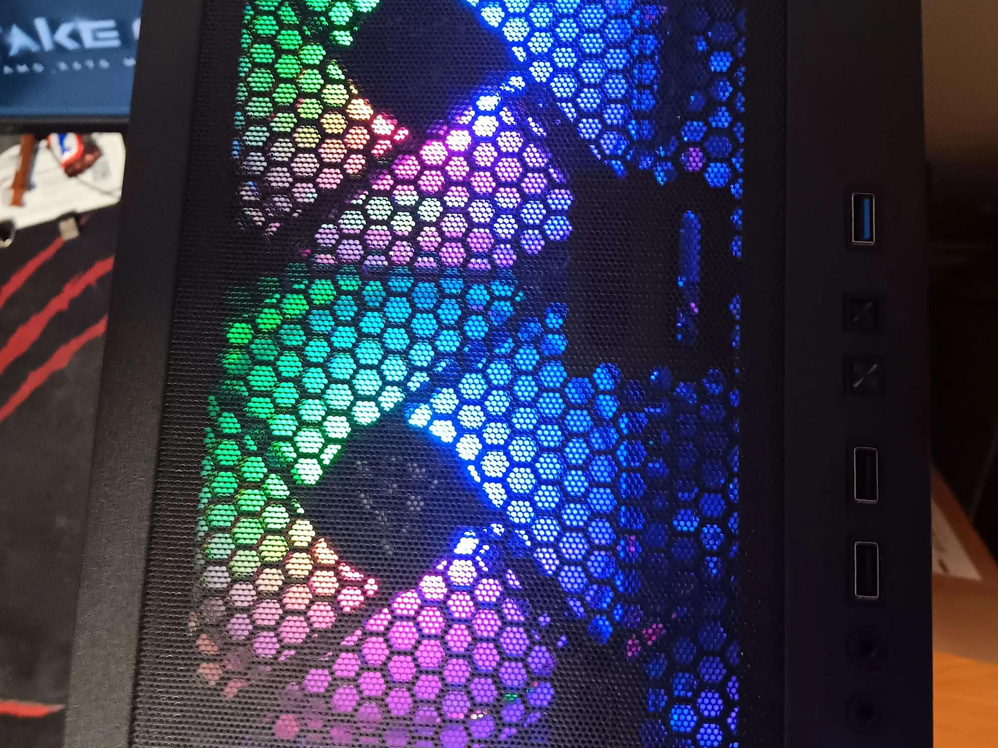 | Black RGB GAMING PC | Ryzen 5 2600x|RedDragon Vega56(UV'd & OC'd)|16gb DDR4 RAM|500g SSD Storage