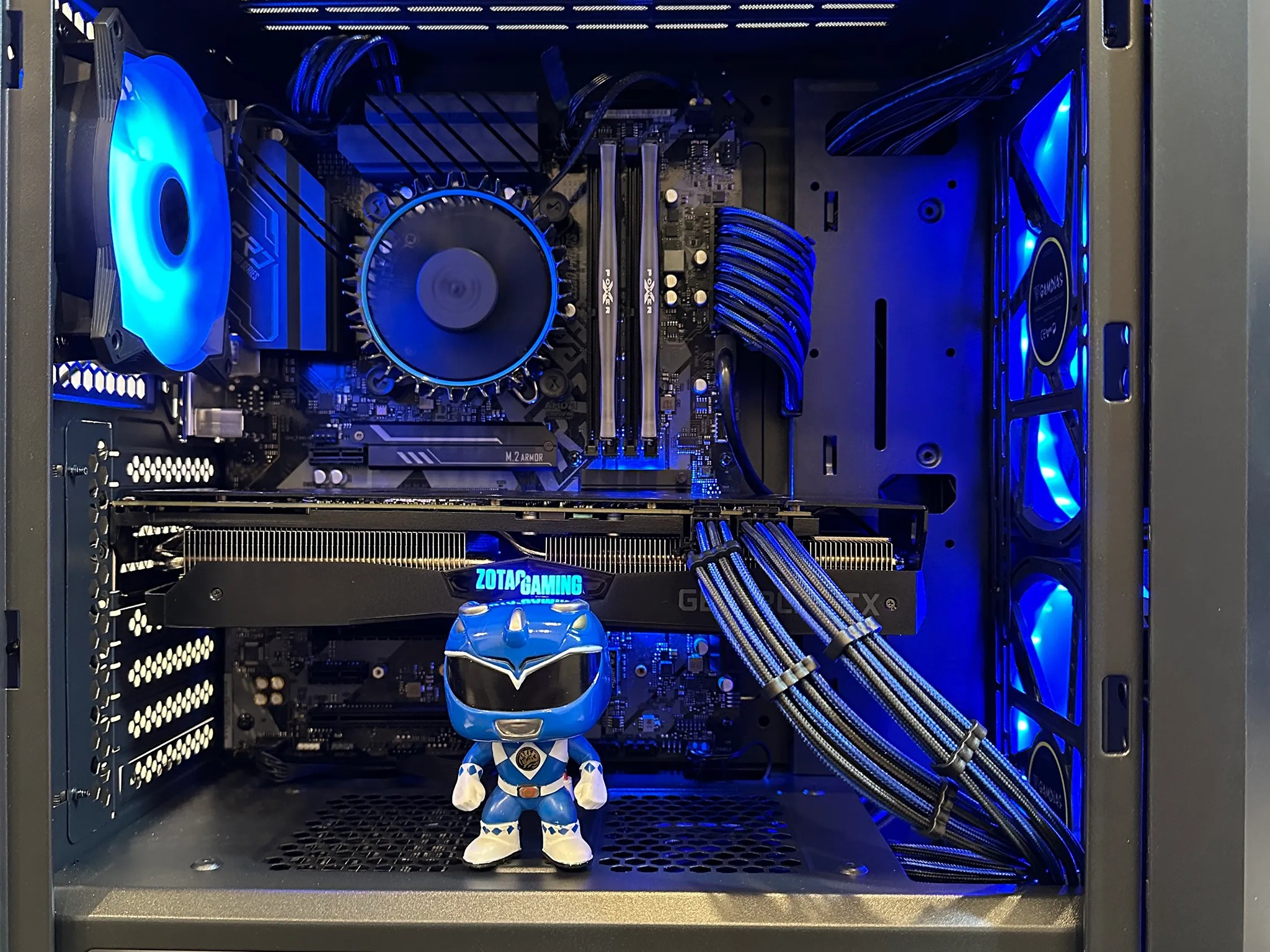 💙☃️❄️||Gaming PC-NVIDIA RTX 2070 8GB GDDR6 DLSS Ray Tracing-Intel i5-12400F -32GB DDR4 RAM- 1TB SSD