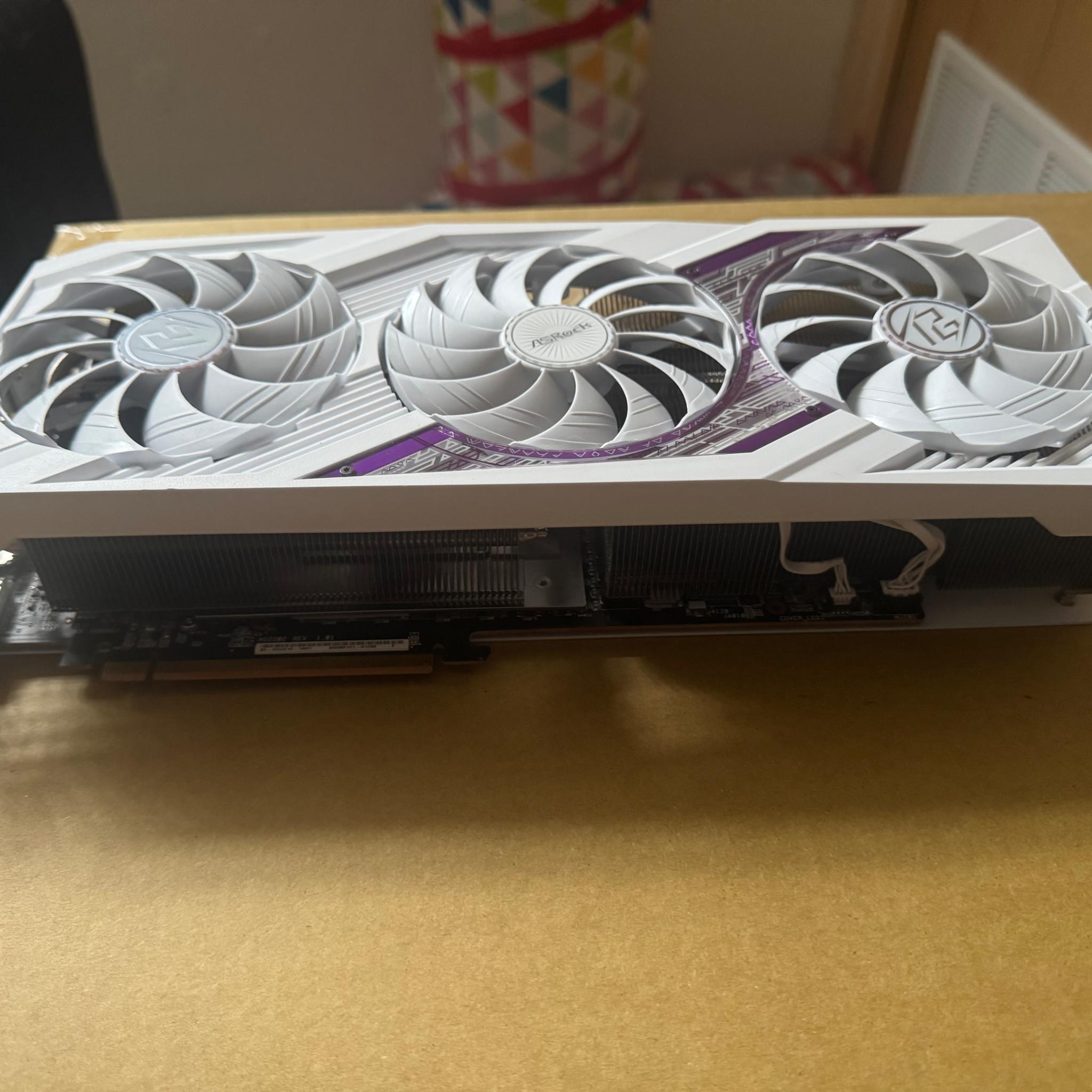 7900XT phantom gaming white 20Gb