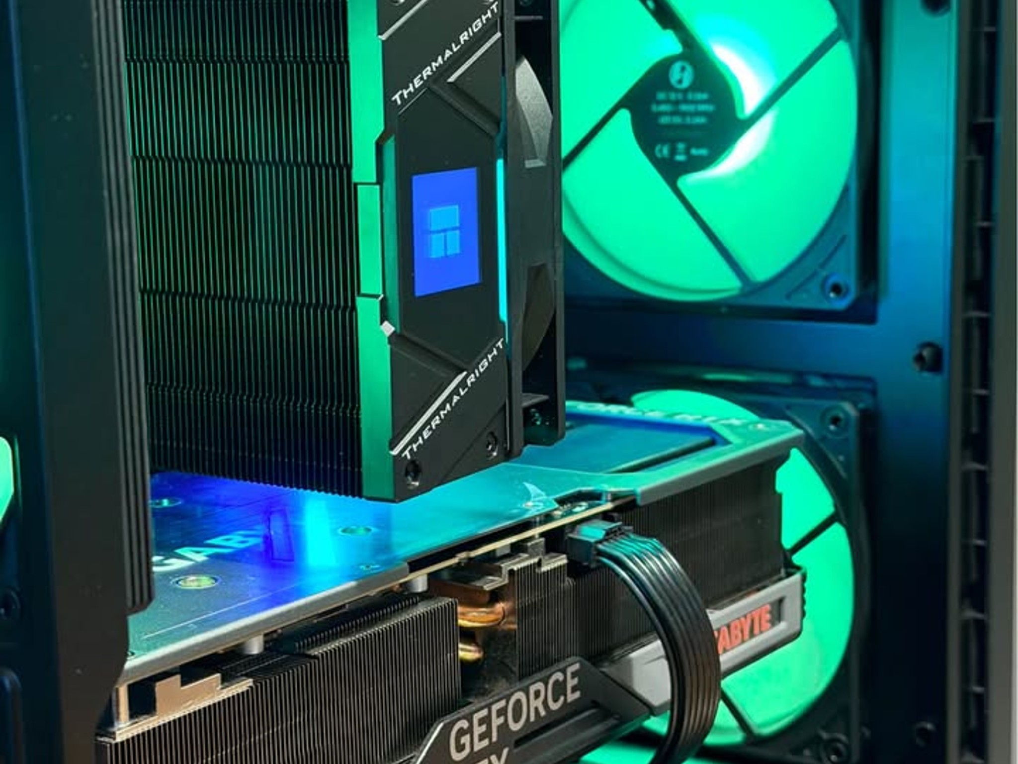 RTX 4080 Gaming PC 🔥 Ryzen X3D • 32GB DDR5 • RGB LCD Build • 1440p/4K Beast