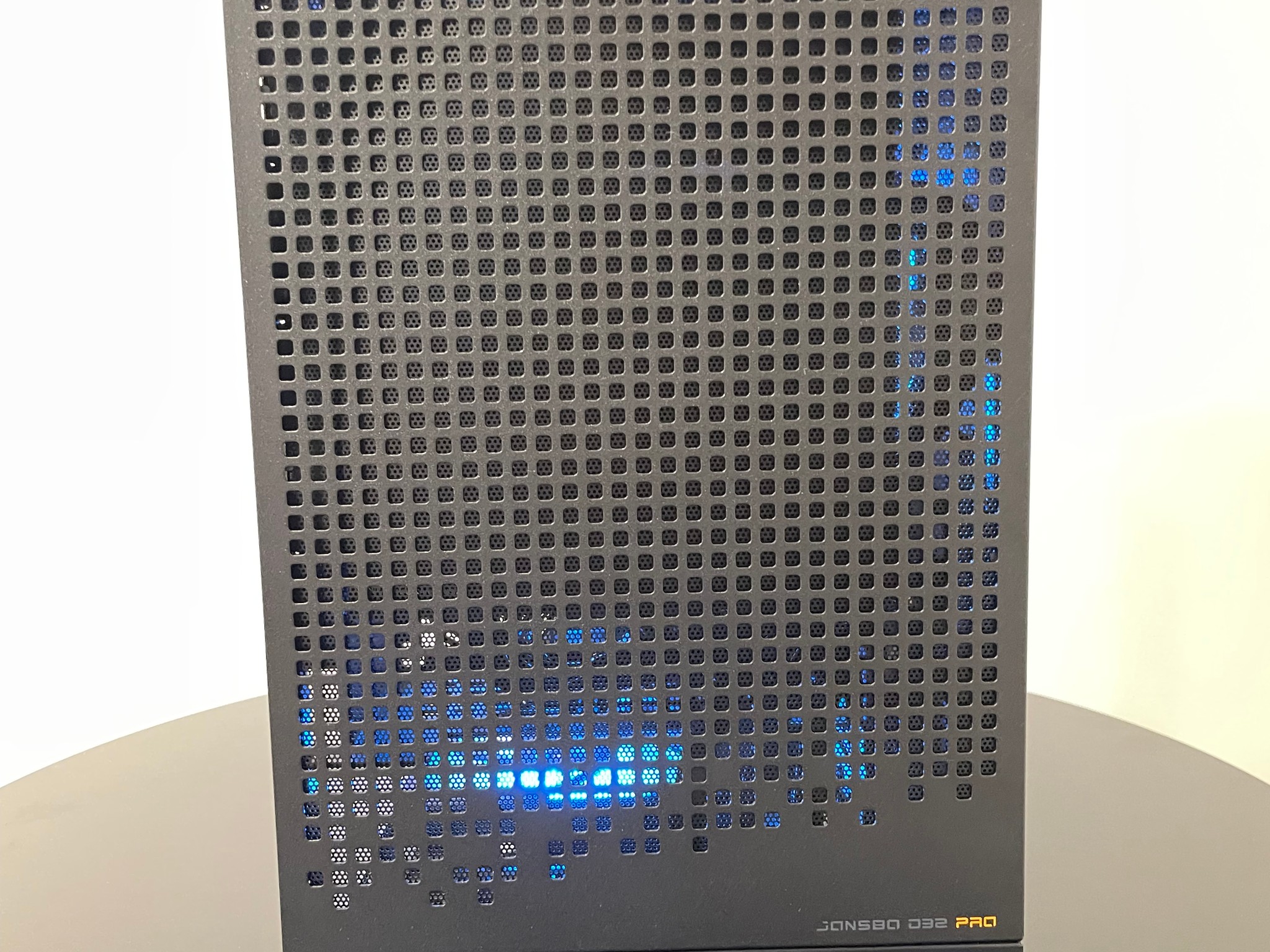 Small Form Factor Gaming PC | RX 6600XT + Ryzen 5 5500 | 16GB RAM | ~1TB SSD