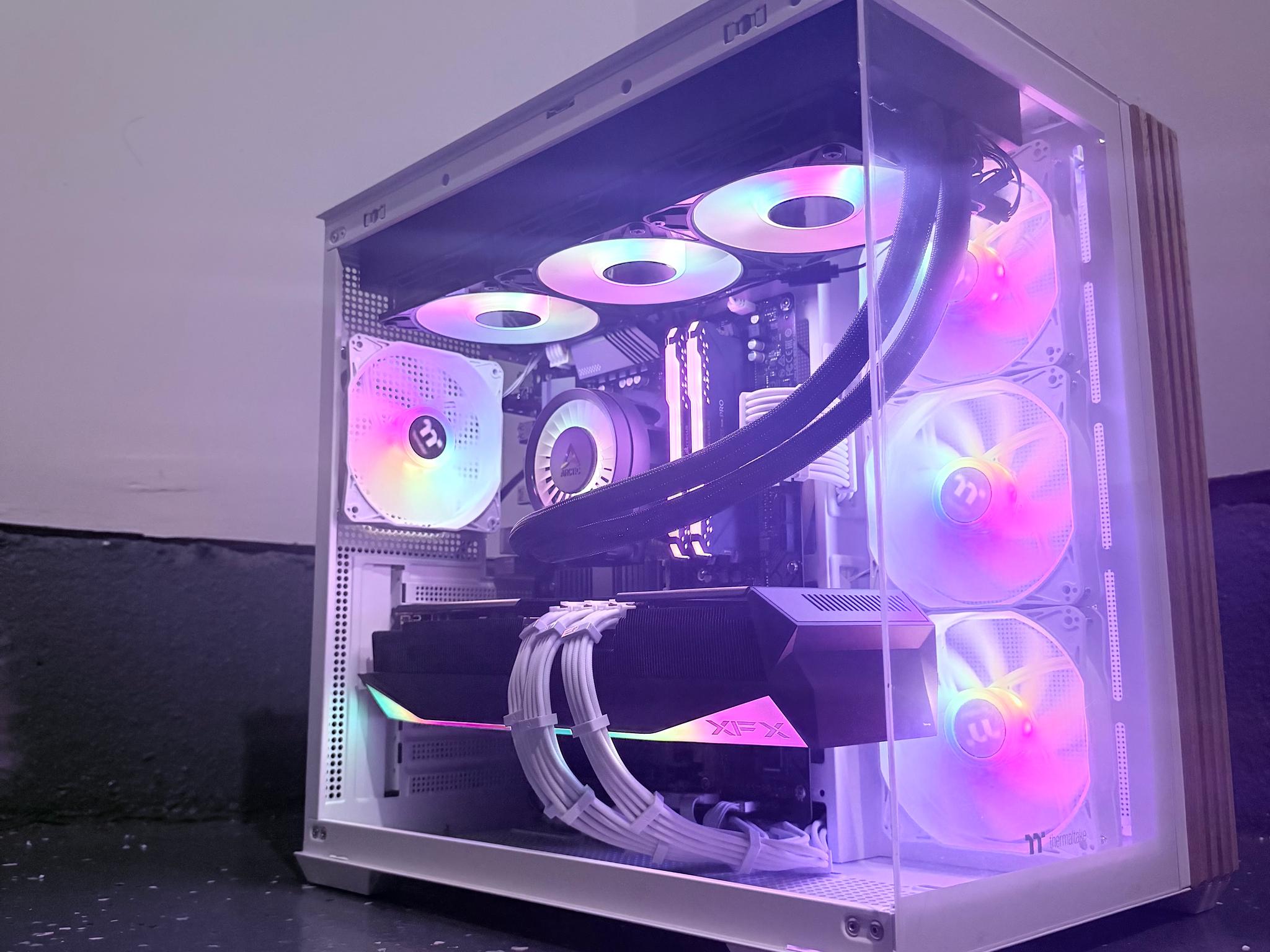 ❄️"Arctic Aurora"🌈 | 4K Gaming | RX 9070XT 16GB | Ryzen 7 5800X3D | 32GB Ram | 2TB+2GB SSD