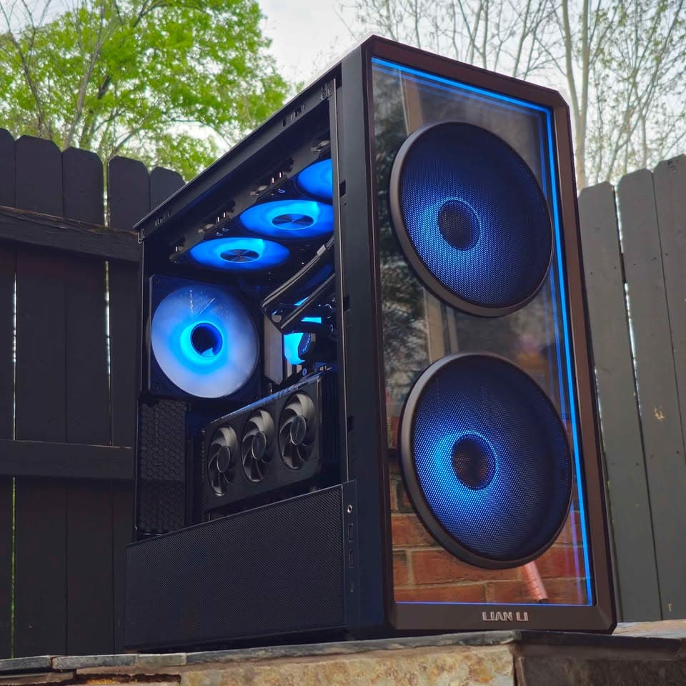 🪐Blackout Gaming PC • Nvidia 5060 • Intel i7 • 32GB RAM • 1TB SSD • WiFi • Plug n' Play