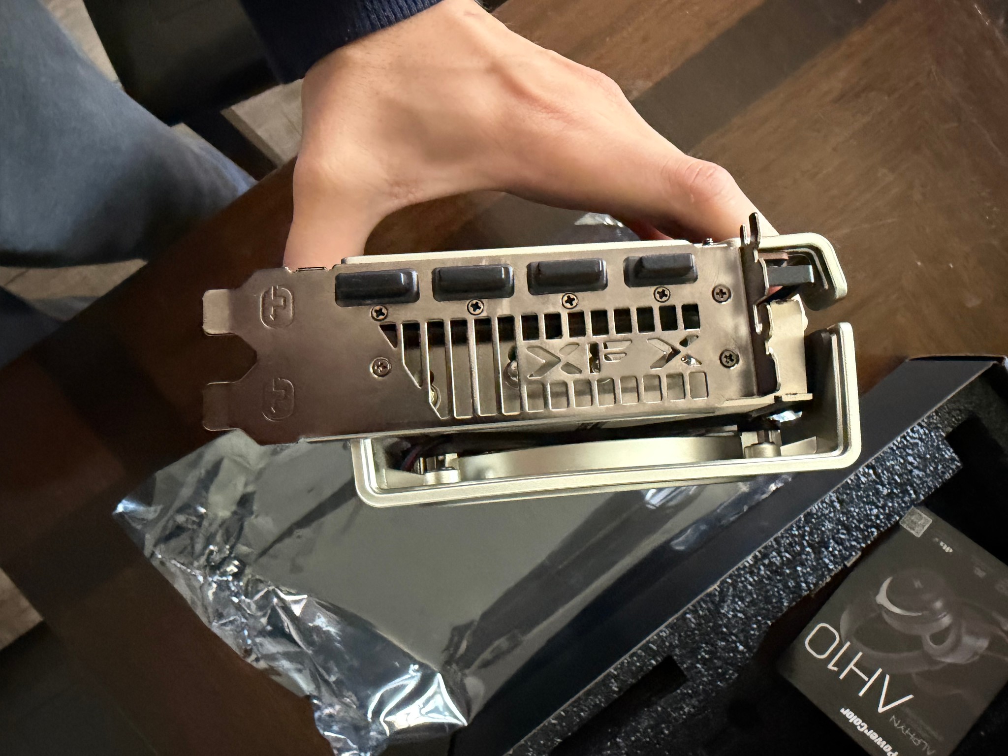 XFX Speedster MERC 319 Radeon RX 6950 XT
