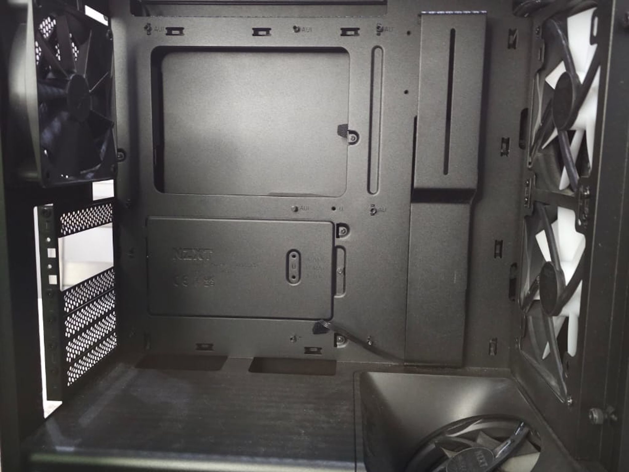NZXT H5 Flow RGB ATX Mid-Tower Gaming Case