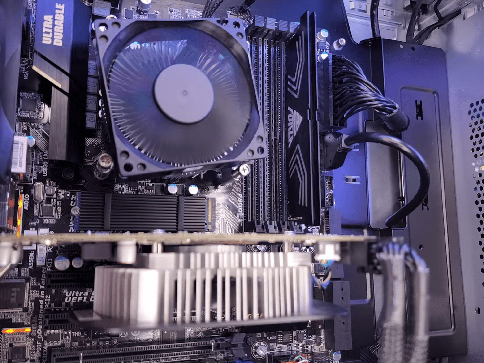 Intel Core i5 6500 // Nvidia GeForce GTX 1060 // NEO Forza 8GB 3000MHz