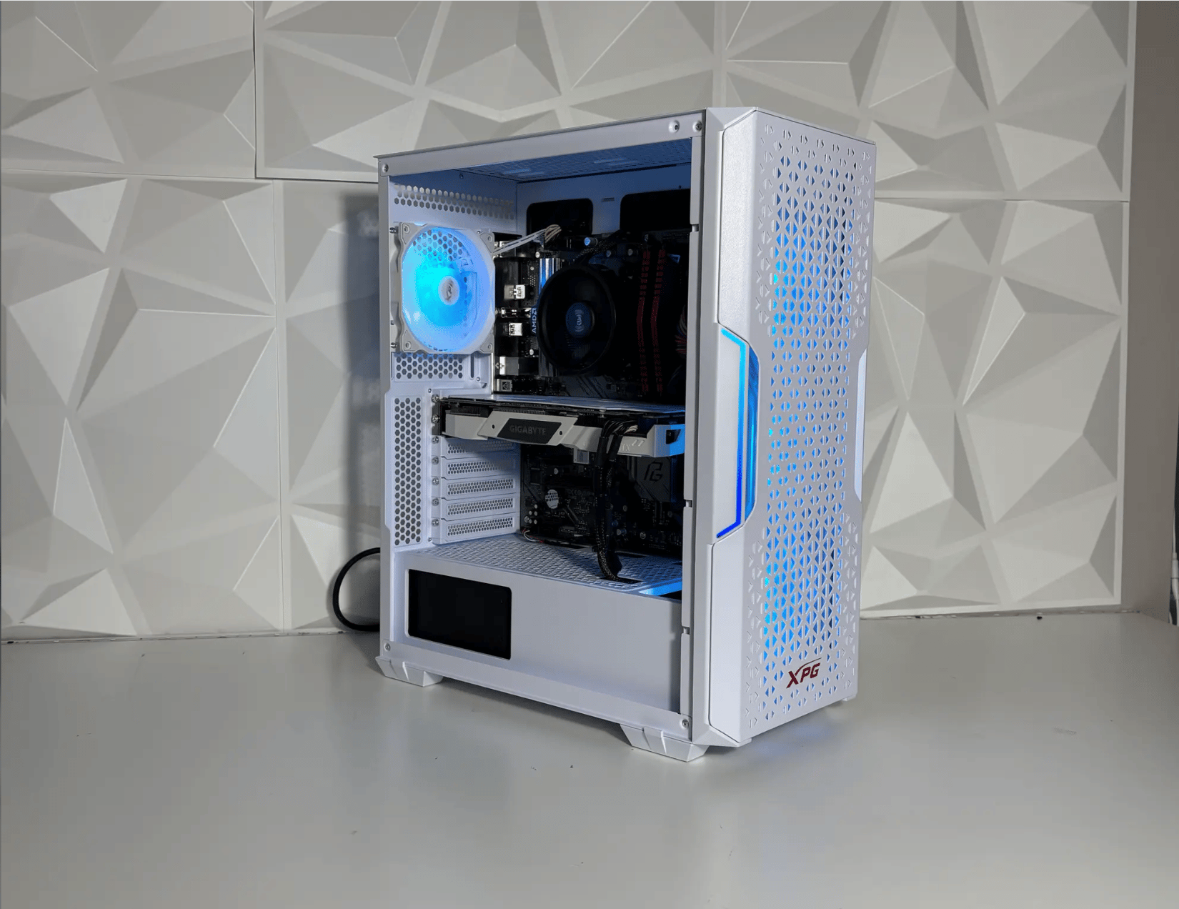 Glacier Valley (V4) Gaming PC - AMD Ryzen 5 3500, RTX 3050, 16GB DDR4, 960GB SSD