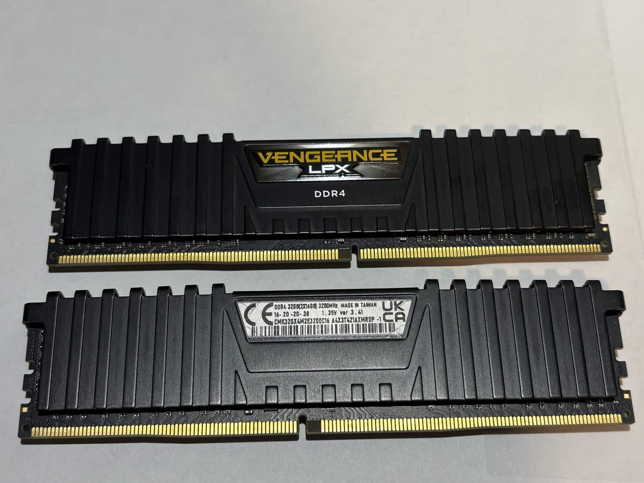Corsair Vengeance LPX 32GB (2×16GB) DDR4-3200 CL16 Memory Kit | Fully Tested