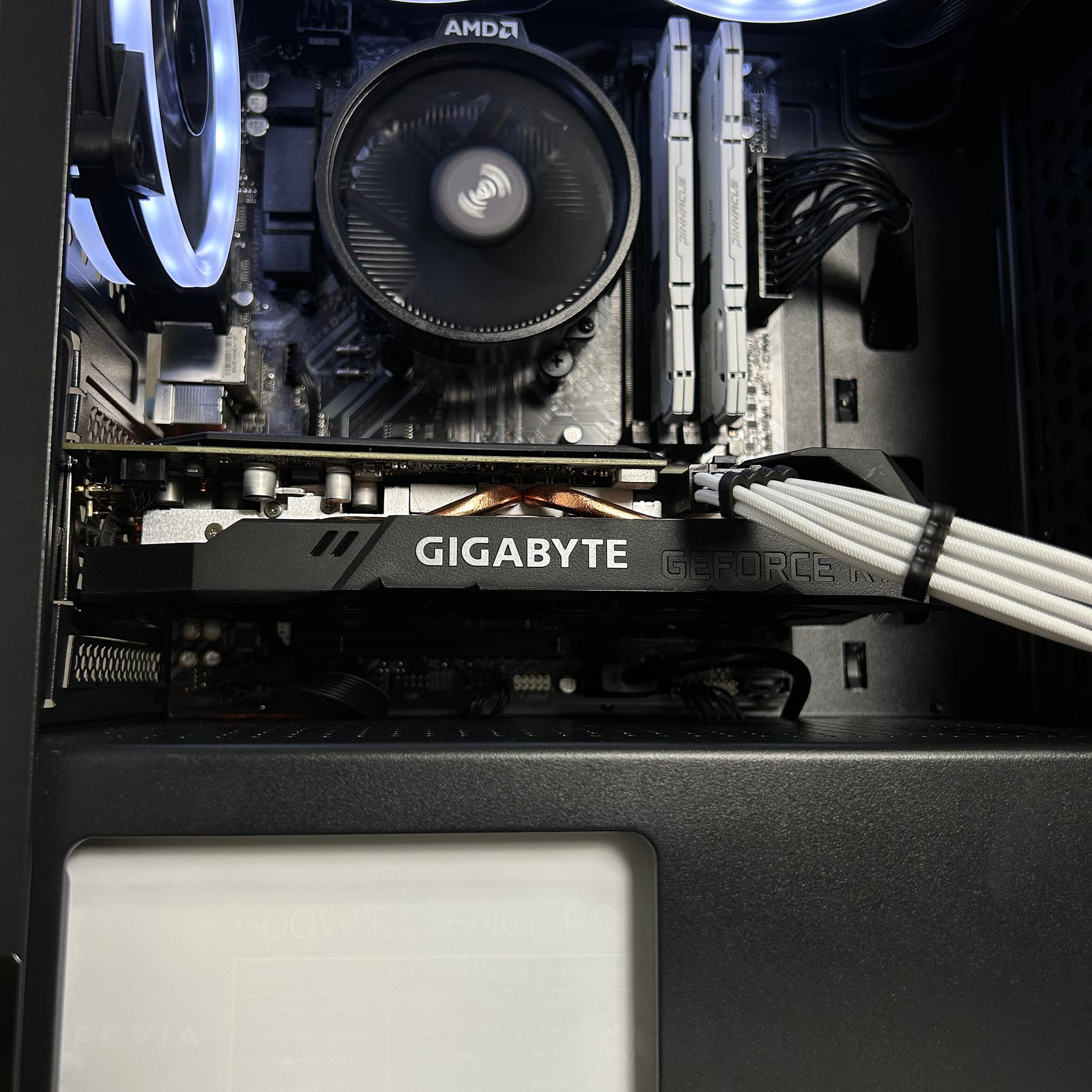 RTX 2060 | Ryzen 5 3600 | 16GB 3600MHz | 512GB NVME