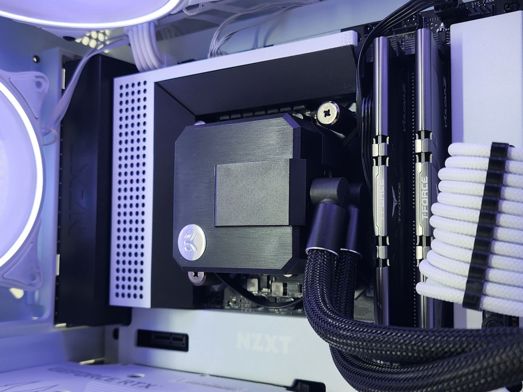 Gaming PC i9-10900KF 32GB RAM 1TB SSD RTX 3070 8GB Windows 11 PC