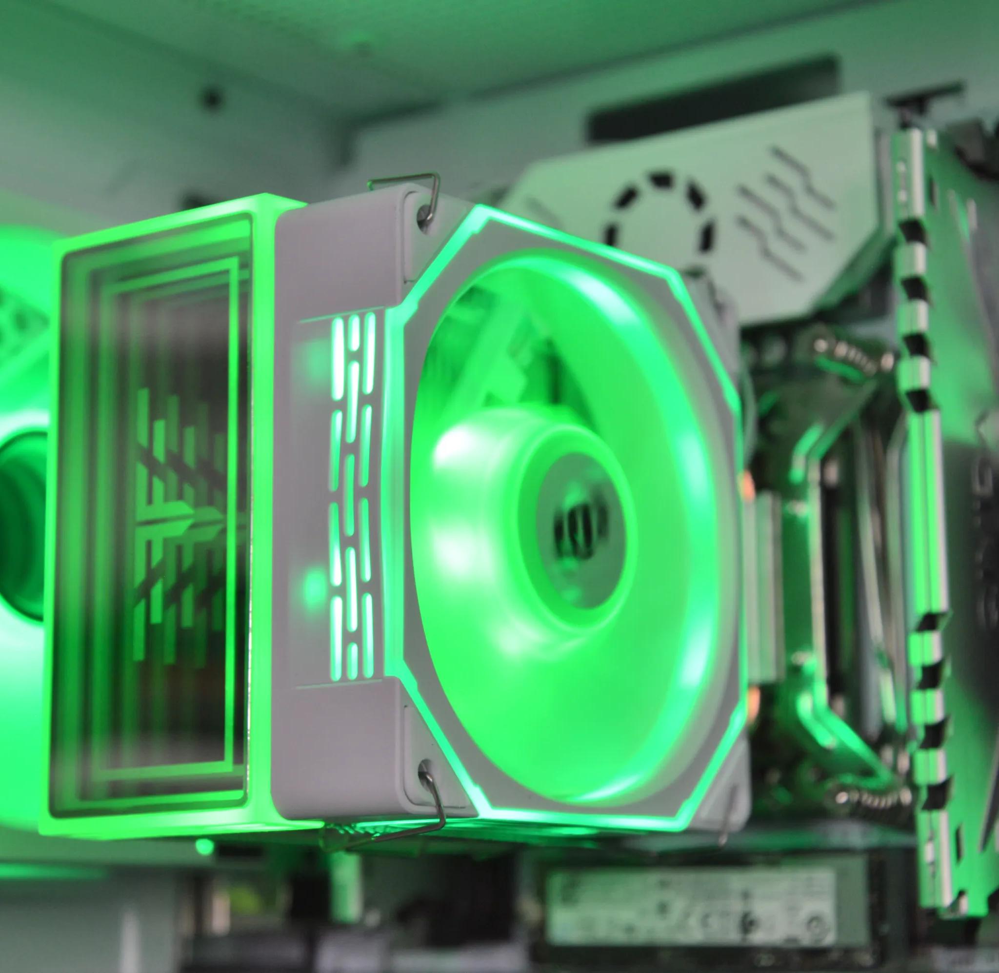 🌨️🌿| GTX 1660 Ti 6GB | INTEL XEON E5-2670 V3 | 16GB DDR4 RAM | 512GB NVME SSD | Snowy Grass |