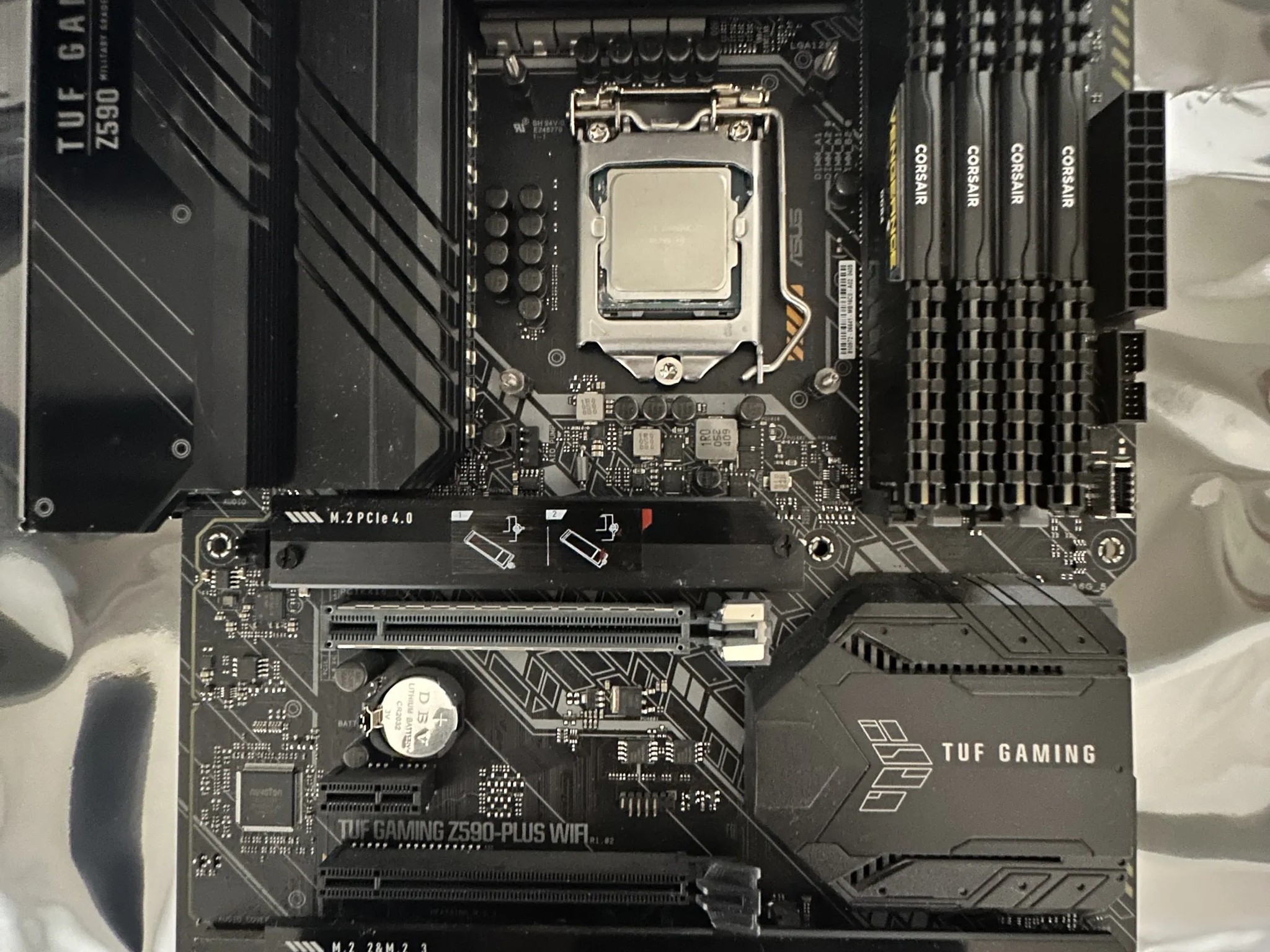 Bundle Z590-Wifi Mother board plus-- Intel core i7 10700k-- 32gb Corsair 3600hmz