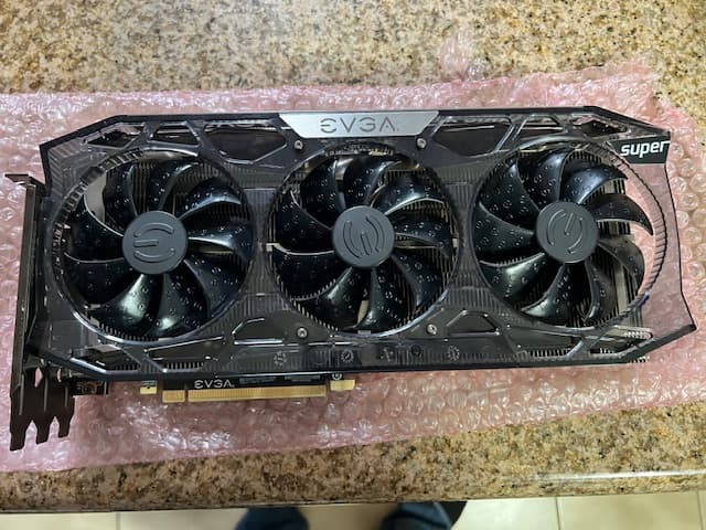 EVGA GeForce RTX 2080 Super FTW3 Ultra Gaming Overclocked Triple-Fan 8GB GDDR6 PCIe 3.0 GPU