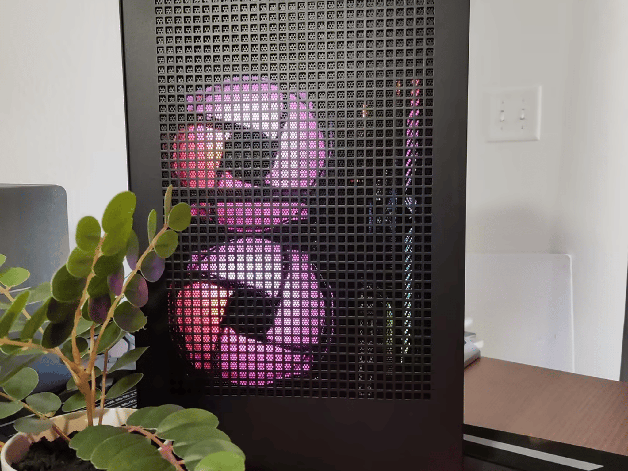 Hyte Revolt 3 Ryzen 5 5600G | RTX 3060 Strix | 500GB SSD | 16GB Ram