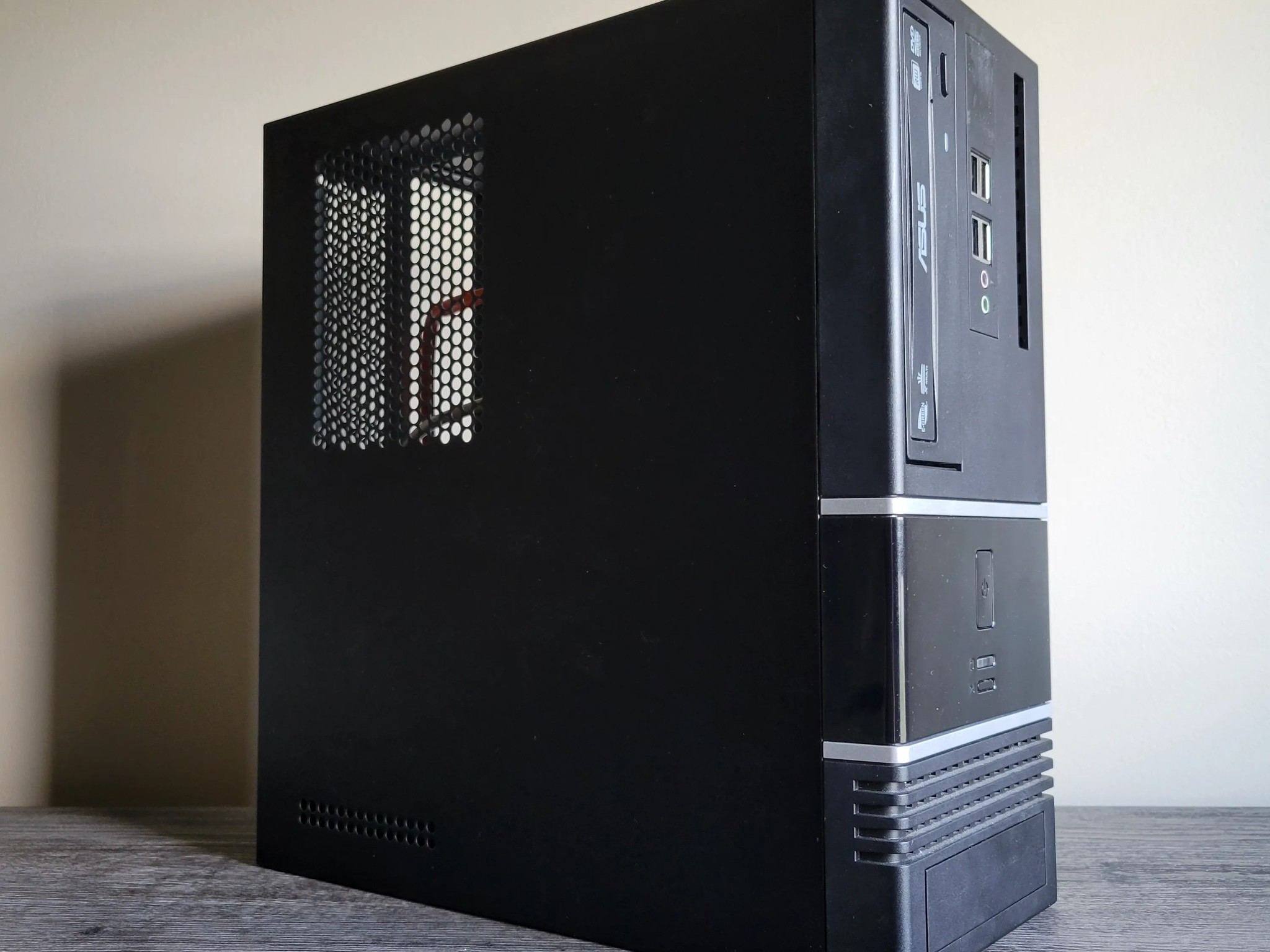 In Win BK623 MicroATX Small Form Factor Case