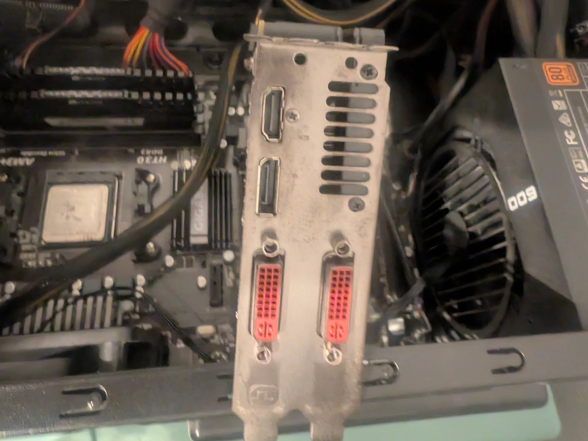 XFX Radeon R9 270