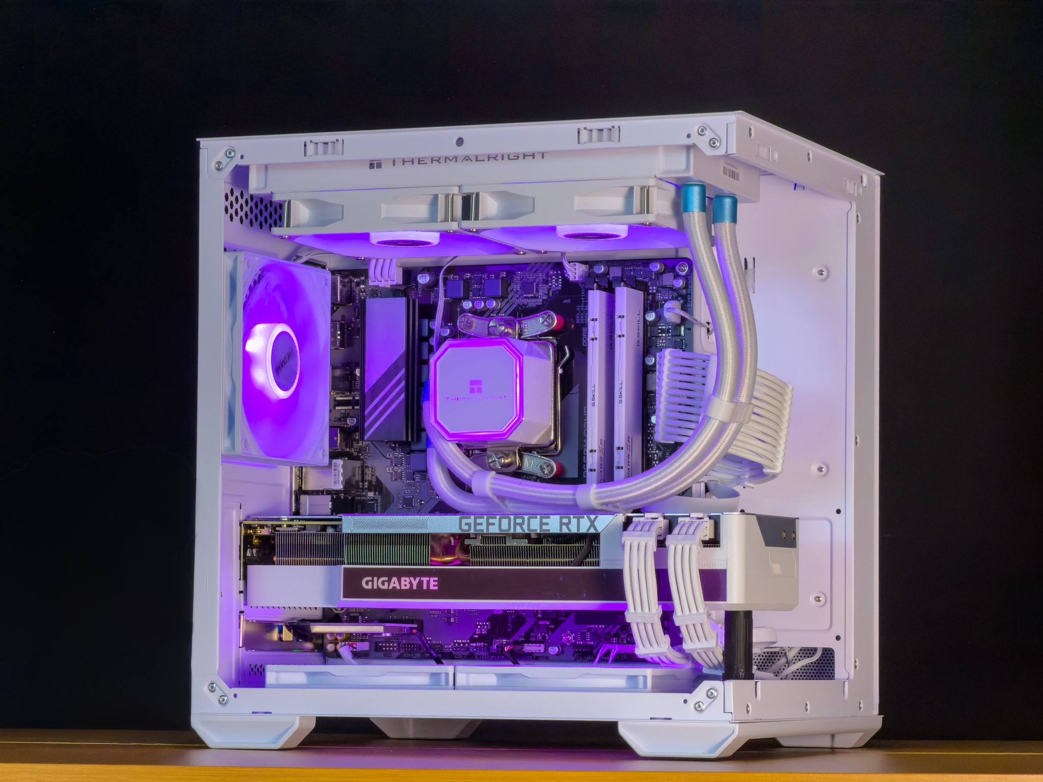 RTX 3080 | RYZEN 5 7600x | 32gb DDR5 | 1TB SSD