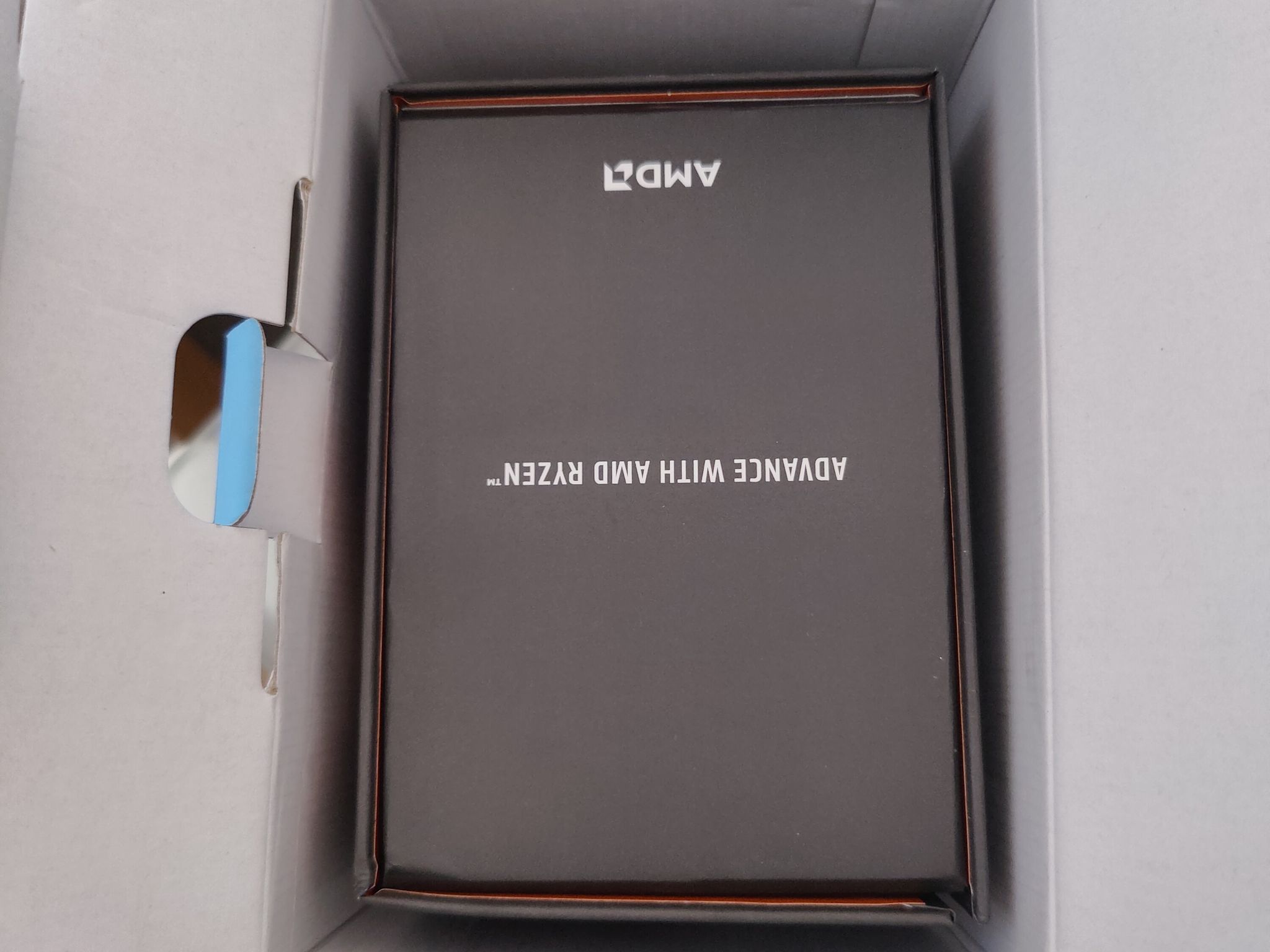 AMD Ryzen 9 7950X3D