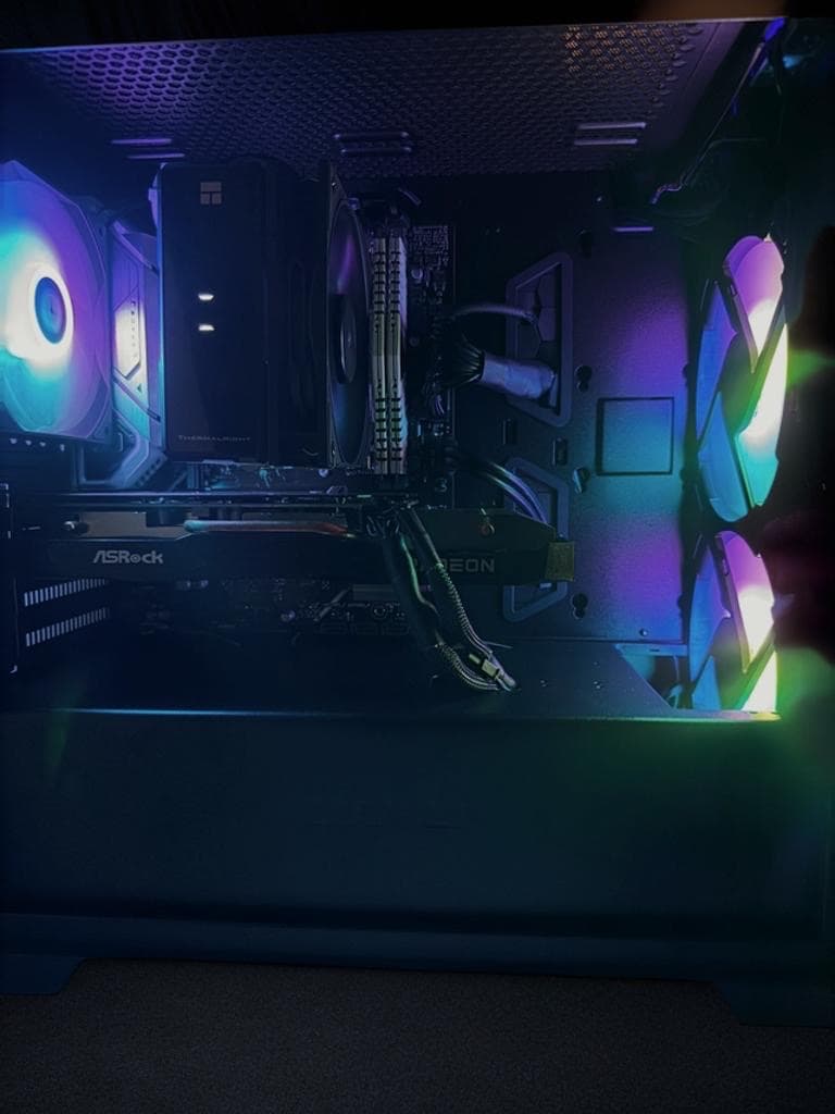 SPACE👾INVADER | I5 13400 | AMD 6650 XT | 1TB SSD | 16GB DDR4 | BT\WIFI