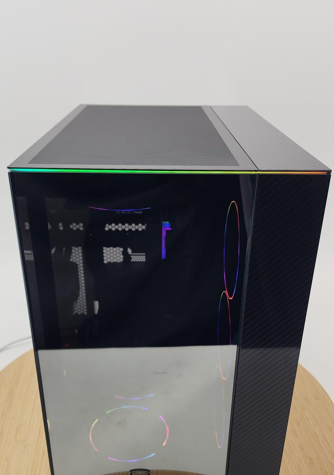 Gaming PC Ryzen 7 9800X3D 64GB RAM 4TB SSD RTX 5090 32GB Windows 11 PC