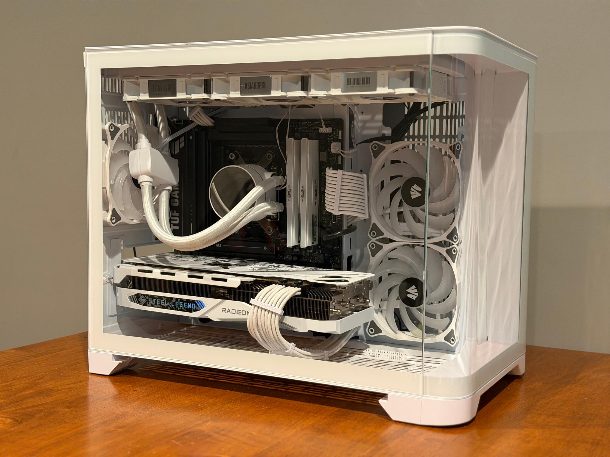 Radeon RX 7900 GRE Custom Gaming PC - Ryzen 7 7700X, 7TB NVMe SSD